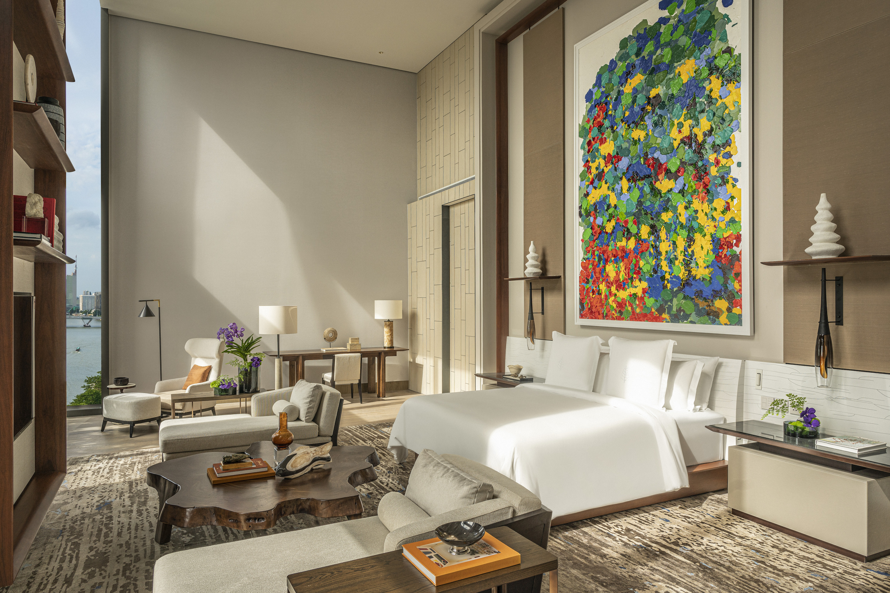 Four Seasons Hotel Bangkok and its Masterpiece of Design and Iconic Arts