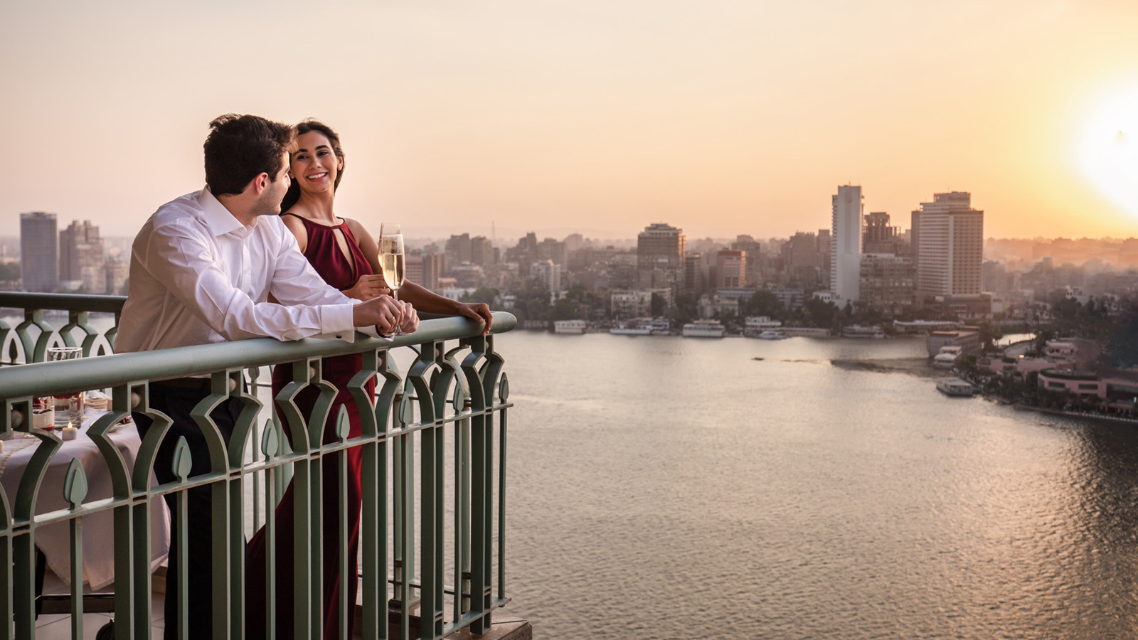 Four Seasons Hotel Cairo at Nile Plaza Launches Dinner Under the Stars