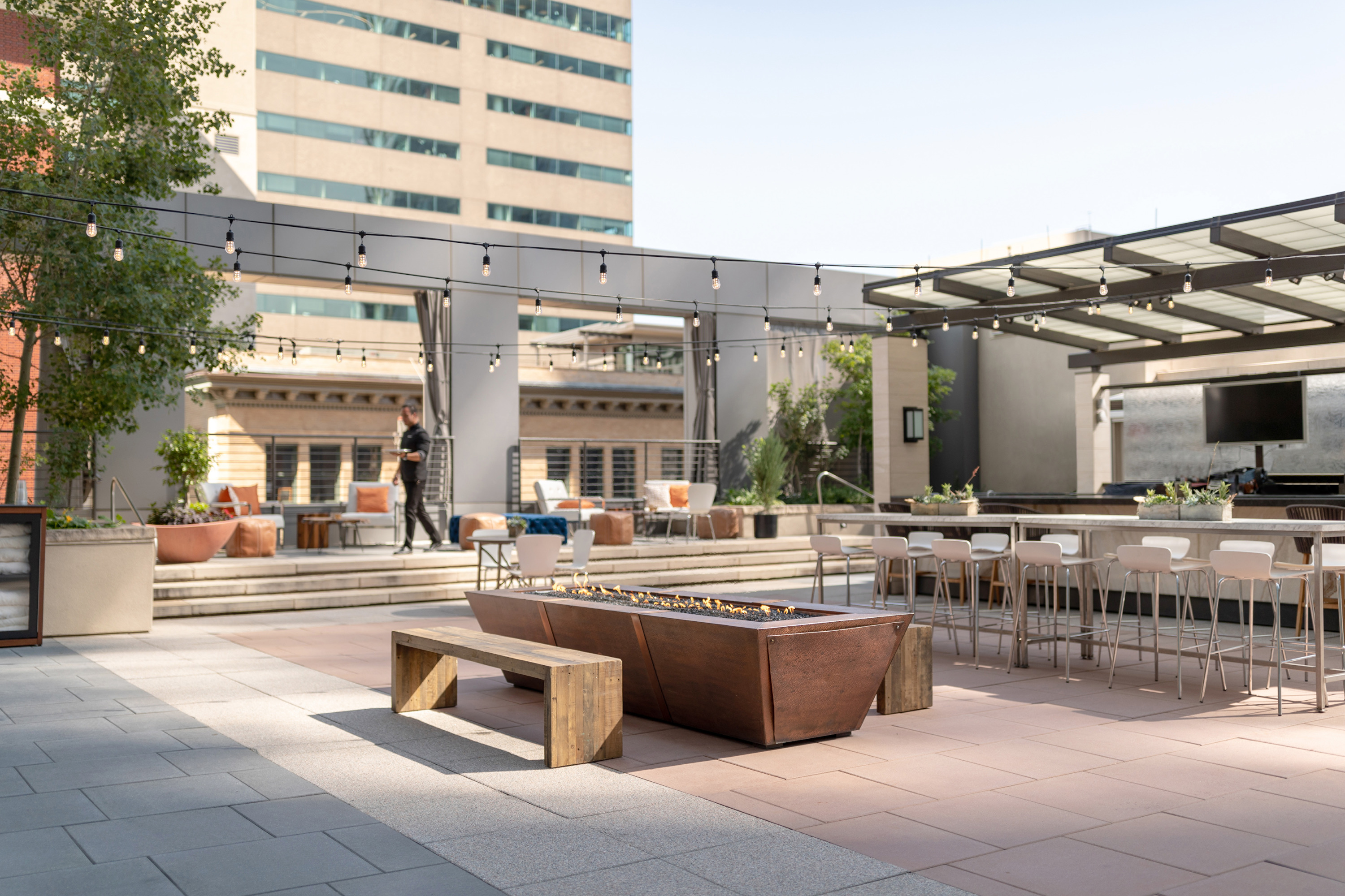 Four Seasons Hotel Denver Partners with Peach Haus to Deliver Fresh