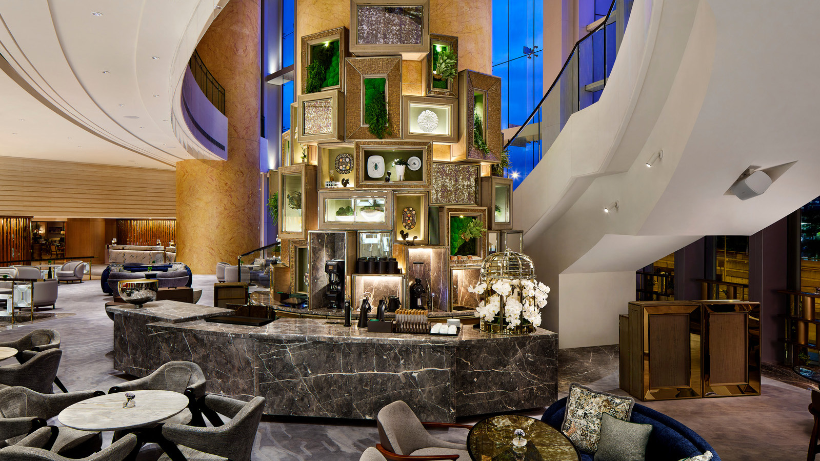 Explore the Art of Four Seasons Hotel Hong Kong