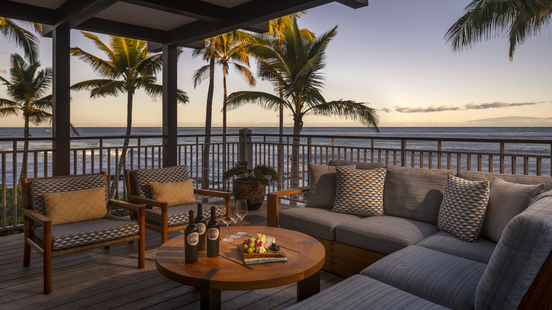 Four Seasons Resort Hualalai Recognized on the 2025 Condé Nast Traveler Gold List