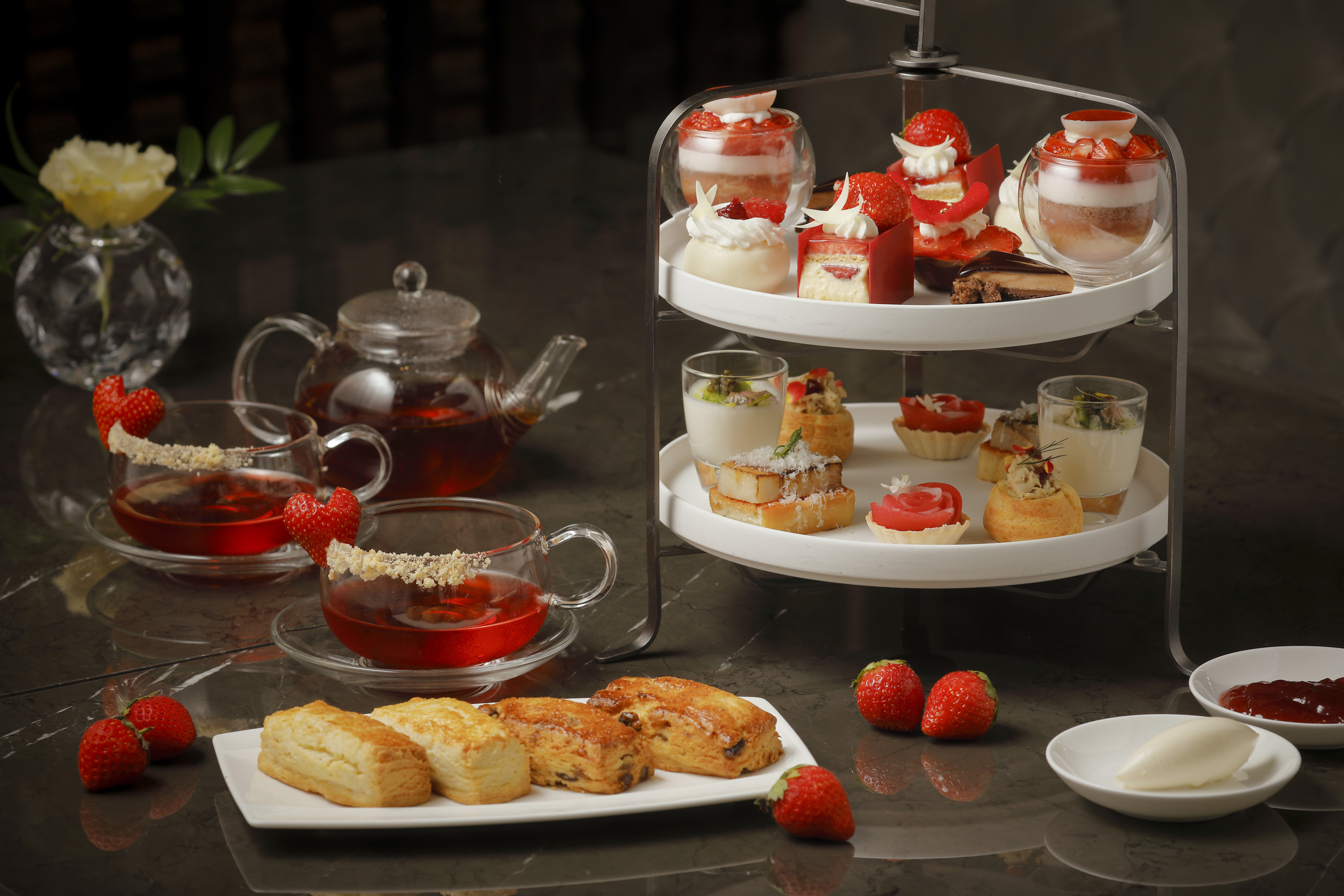 フォーシーズンズホテル京都】いちご尽くしの限定スイーツコレクション