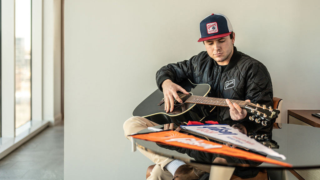 Four Seasons Hotel Nashville Announces Exclusive Gibson Guitars Stay