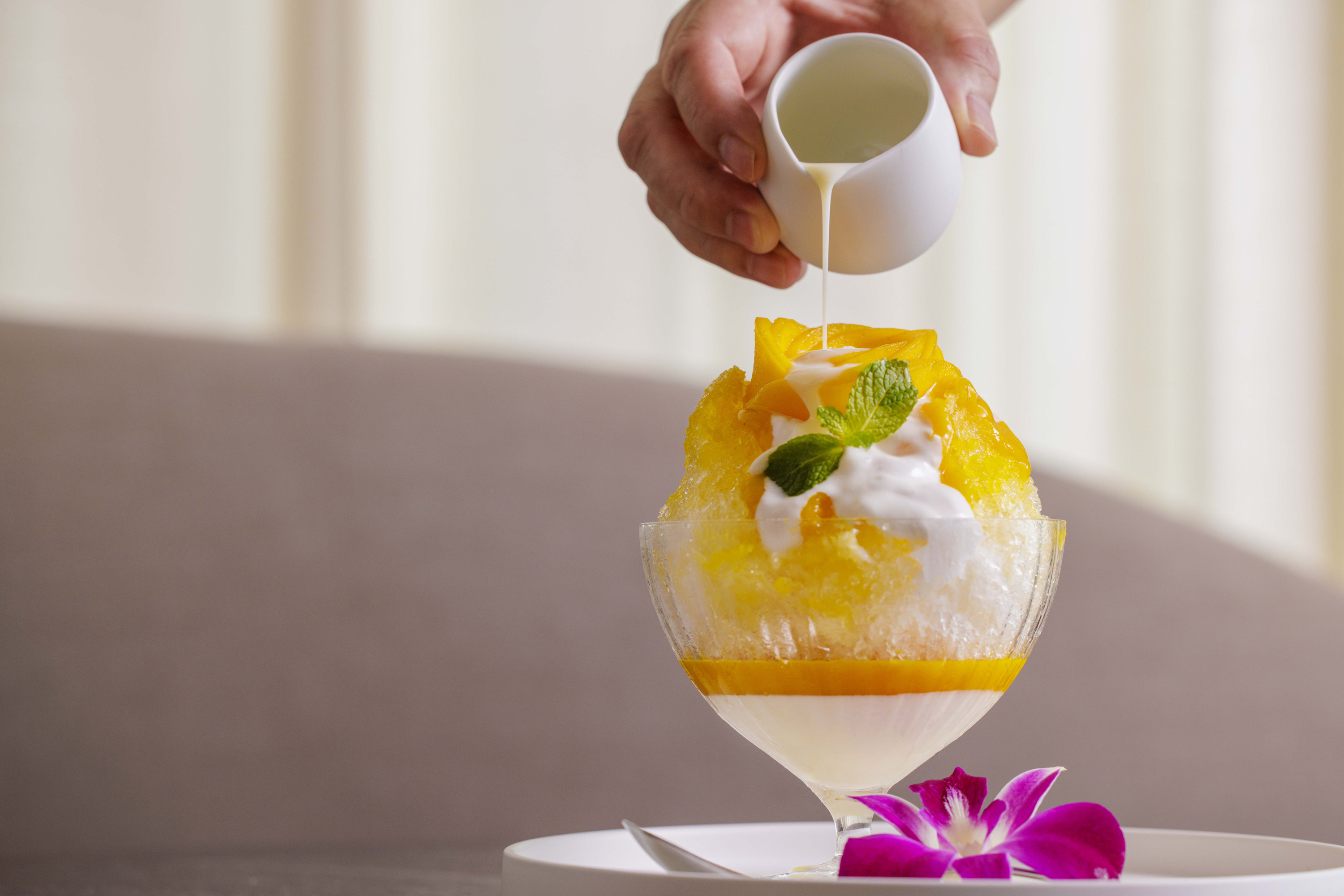 夏限定 浴衣でアフタヌーンティ、極上のひんやりスイーツ「かき氷」も