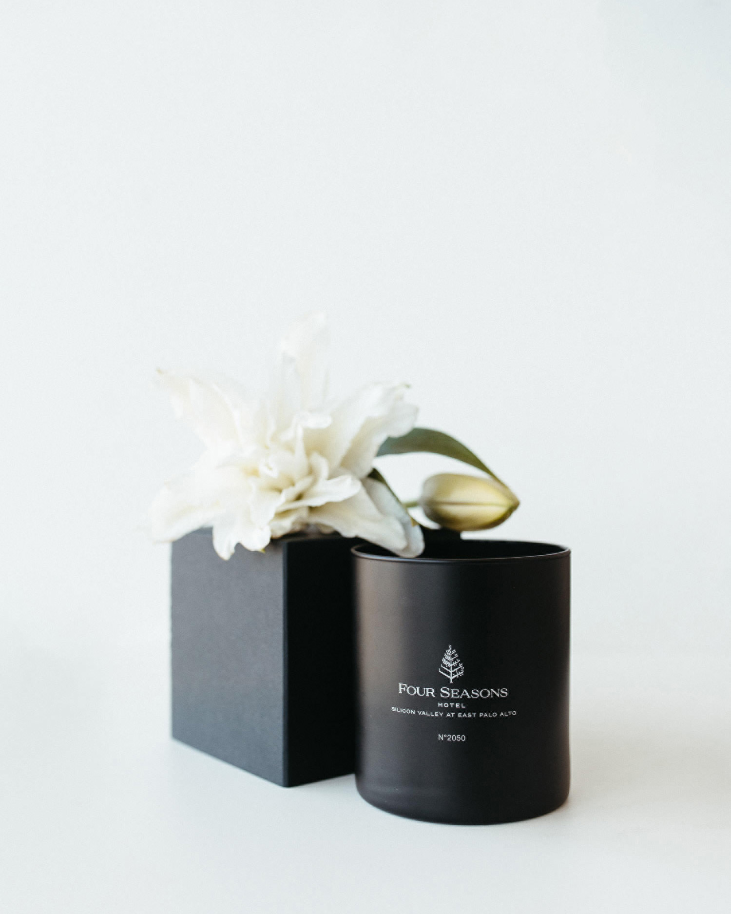 Four Seasons Hotel Silicon Valley Launches Signature Candle