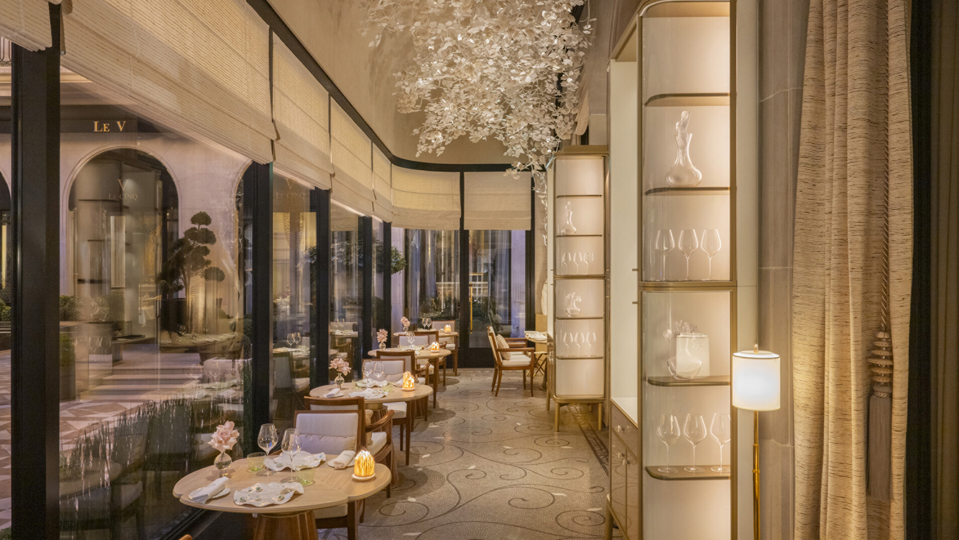 l-orangerie-at-four-seasons-hotel-george-v-paris-unveils-a-harmonious
