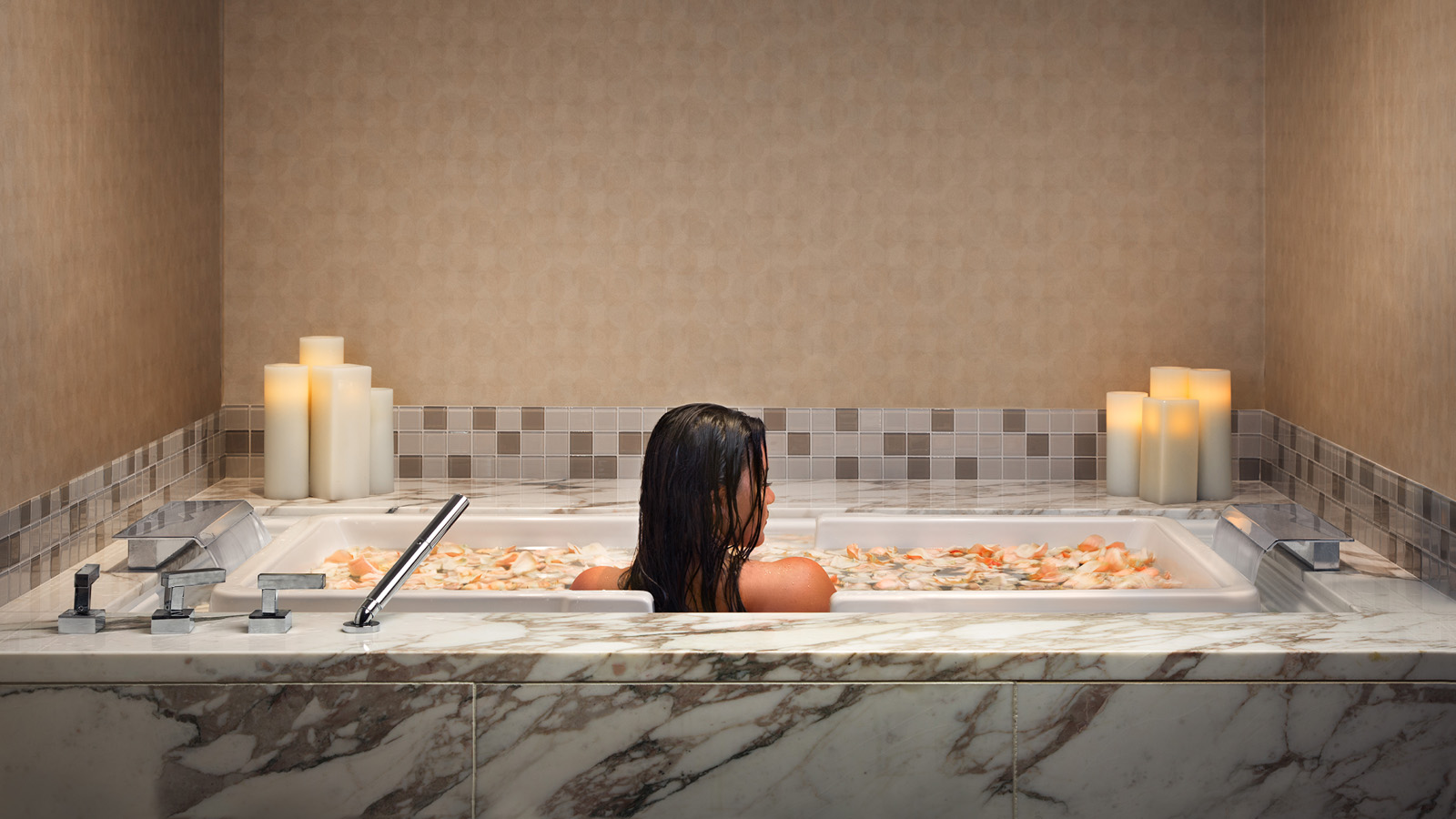 Signature Deep Soaking Baths At Four Seasons Hotel Seattle