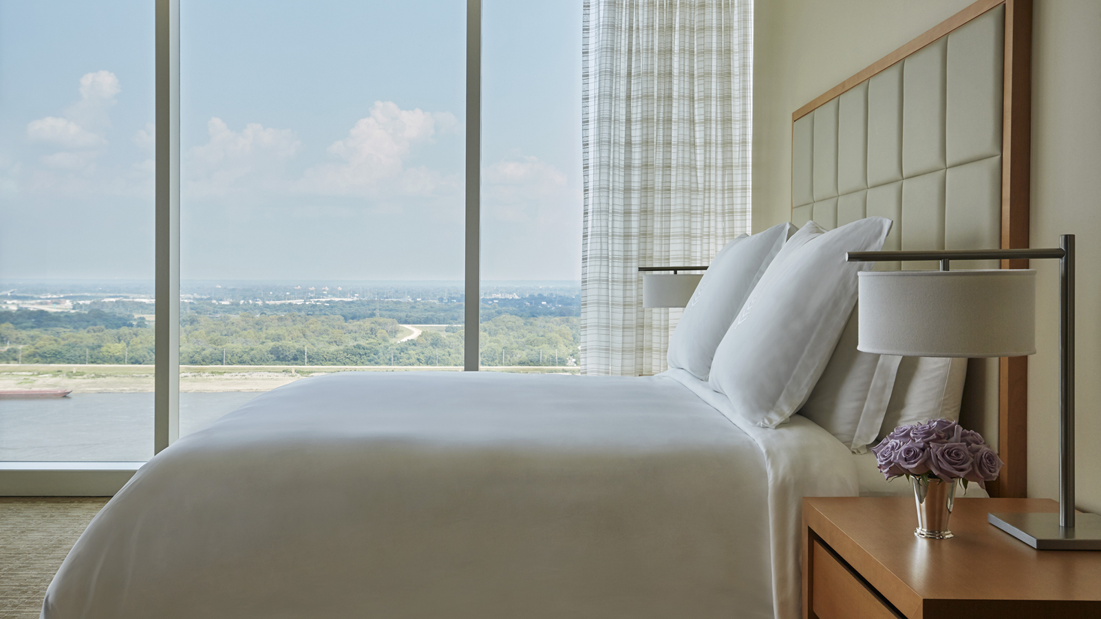 Limited Time Offer - 20% Off at Four Seasons Hotel St. Louis