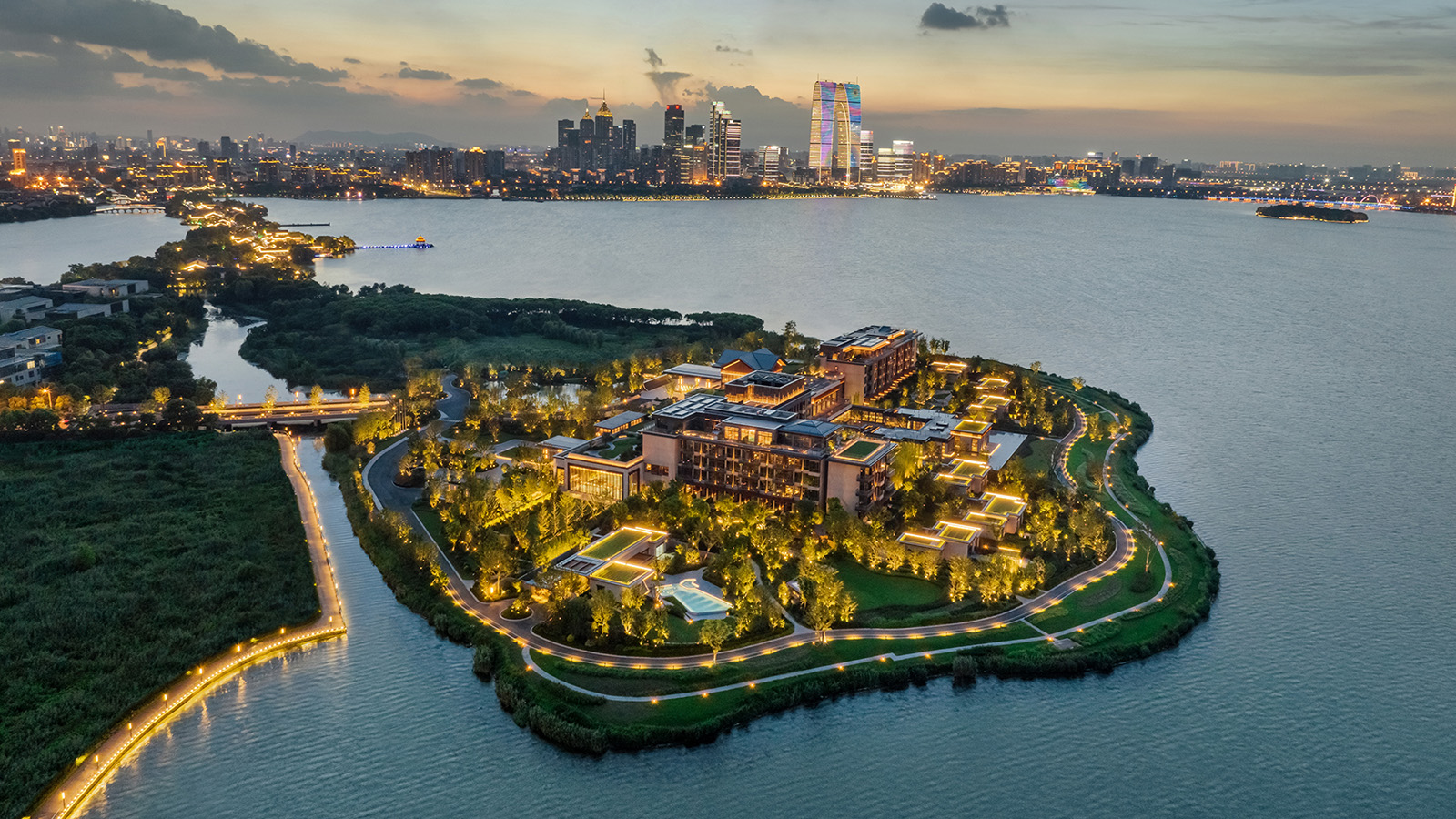【稀少】Fine Hotels,Resorts & Spas Directory Four Seasons Hotel Hangzhou at West Lake, Hangzhou, Zhejiang
