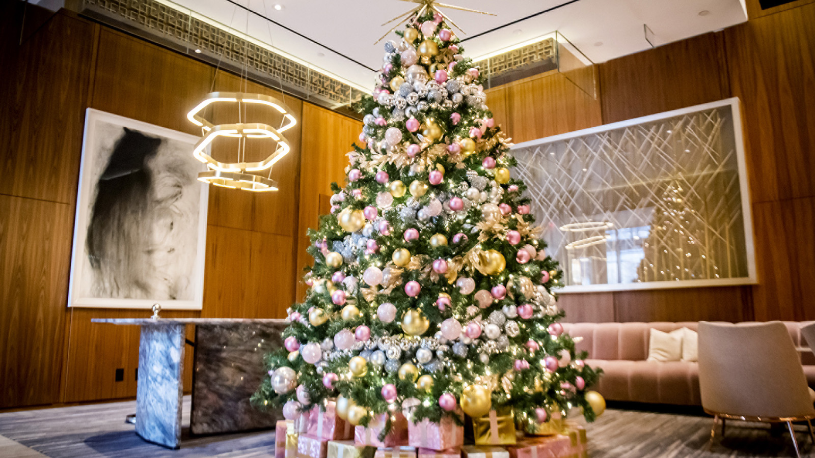 Experience the Magic of the Festive Season with Four Seasons Hotel Toronto