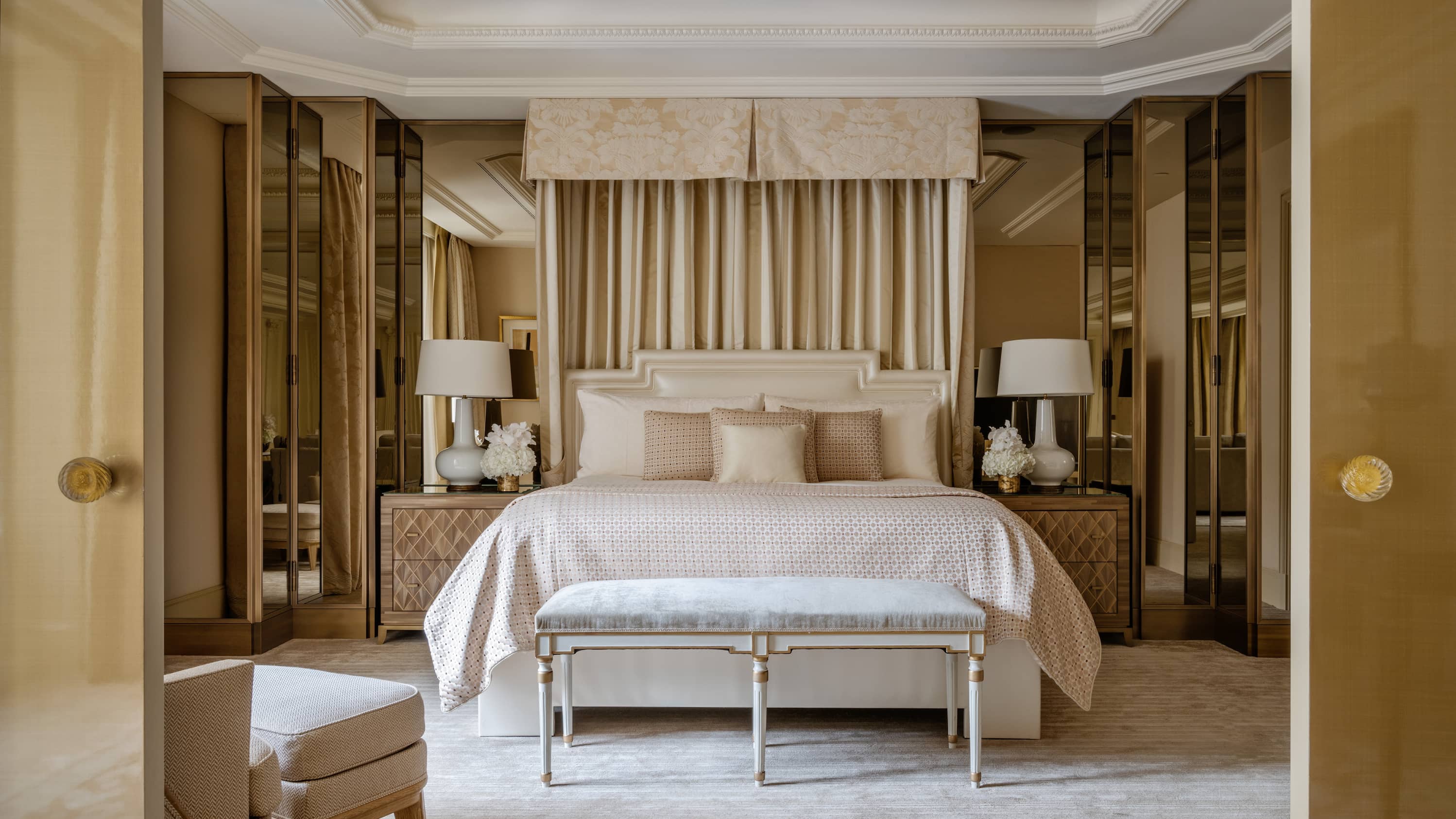 Luxury Paris Hotel Suites & Rooms | Four Seasons George V, Paris