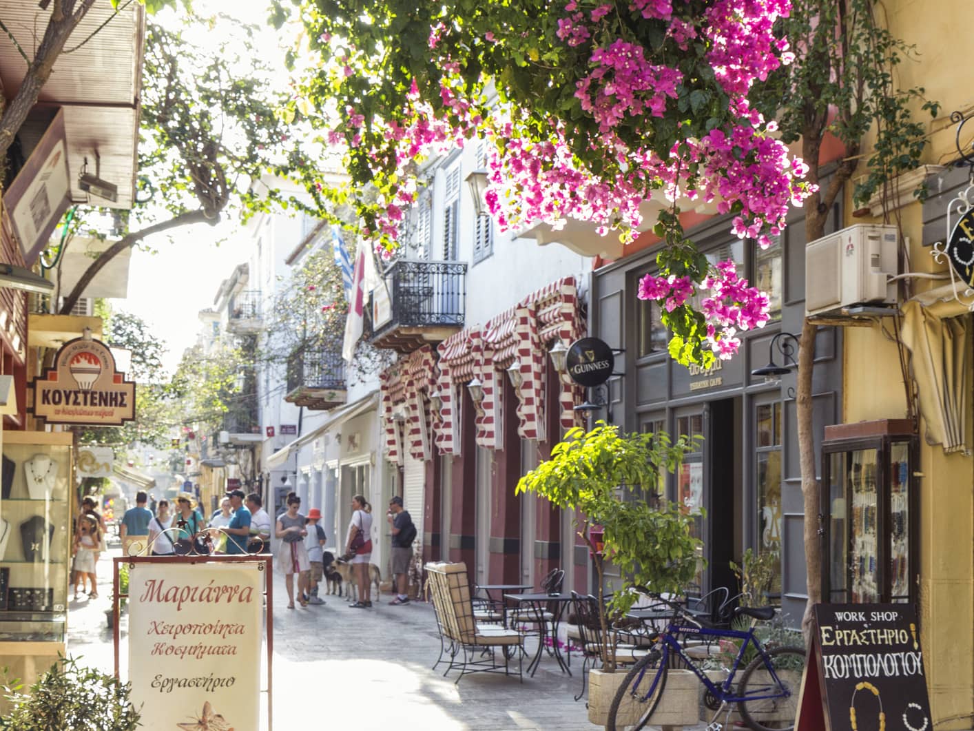  Embark on a culinary tour of Athens  