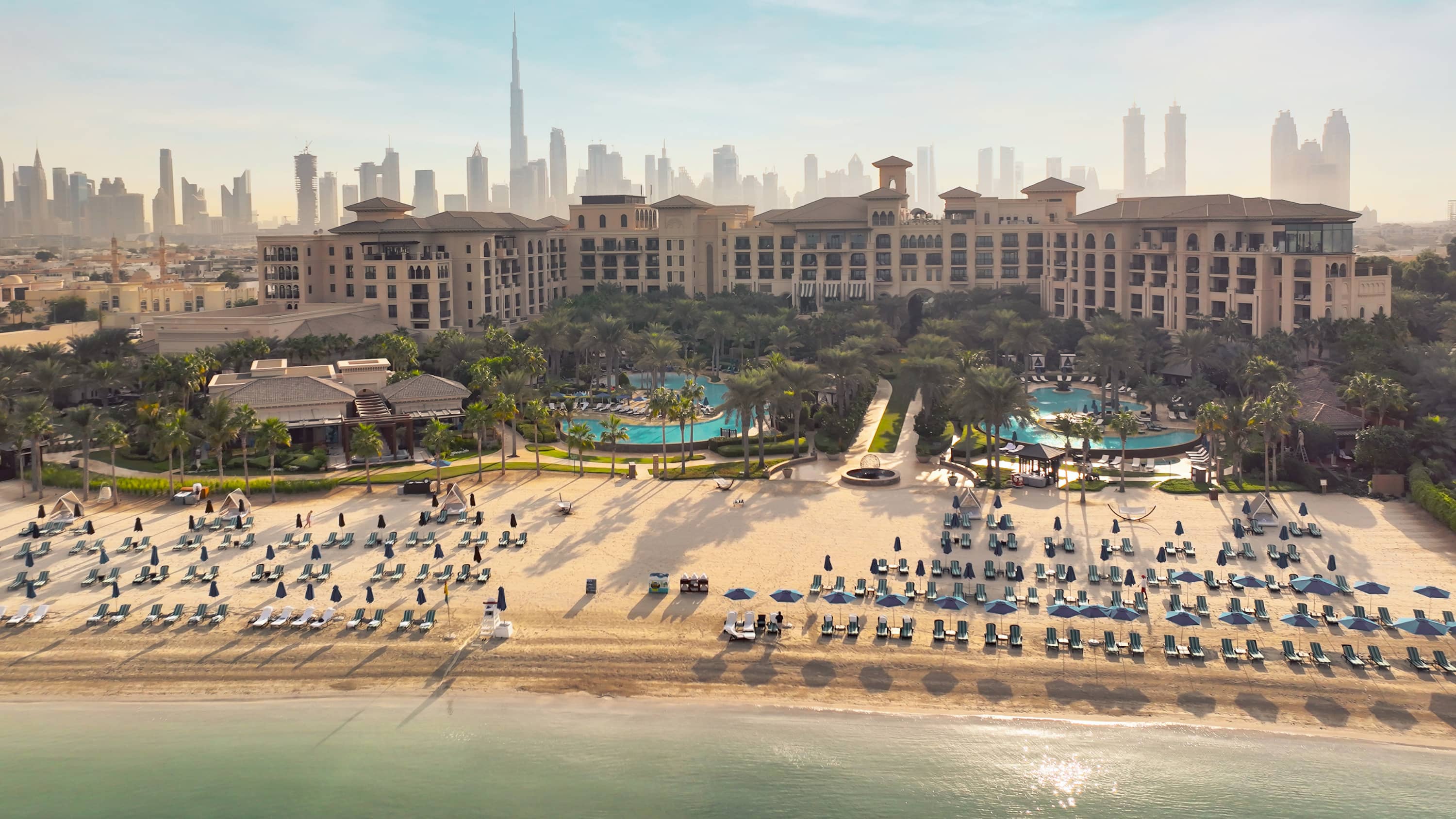 Four Seasons Dubai at Jumeirah Beach 