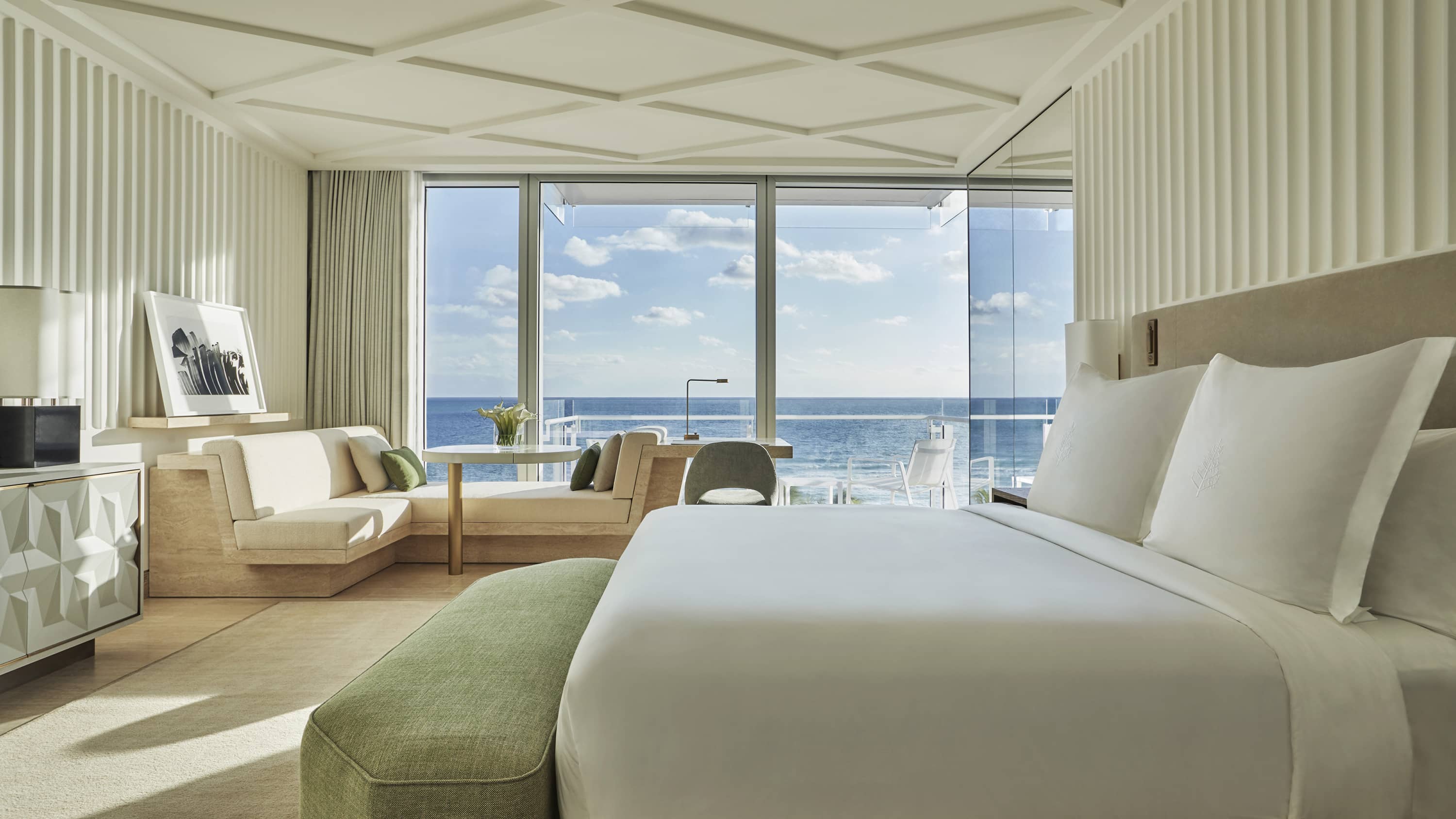 Hotel Suites Miami Beach Area Luxury Rooms Four Seasons Surfside