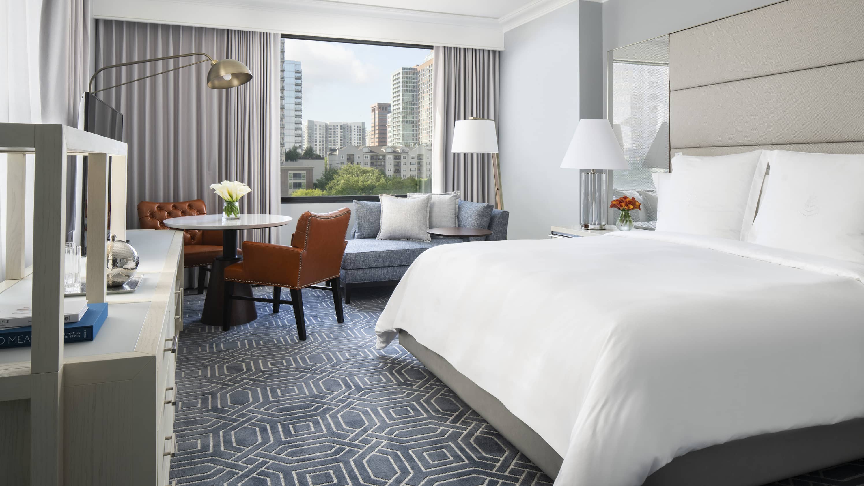 Atlanta Hotel Suites & Rooms | Luxury Accommodations | Four Seasons
