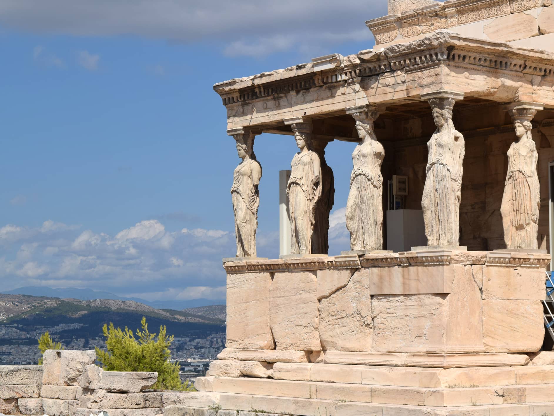  Discover the historic heart of Athens  