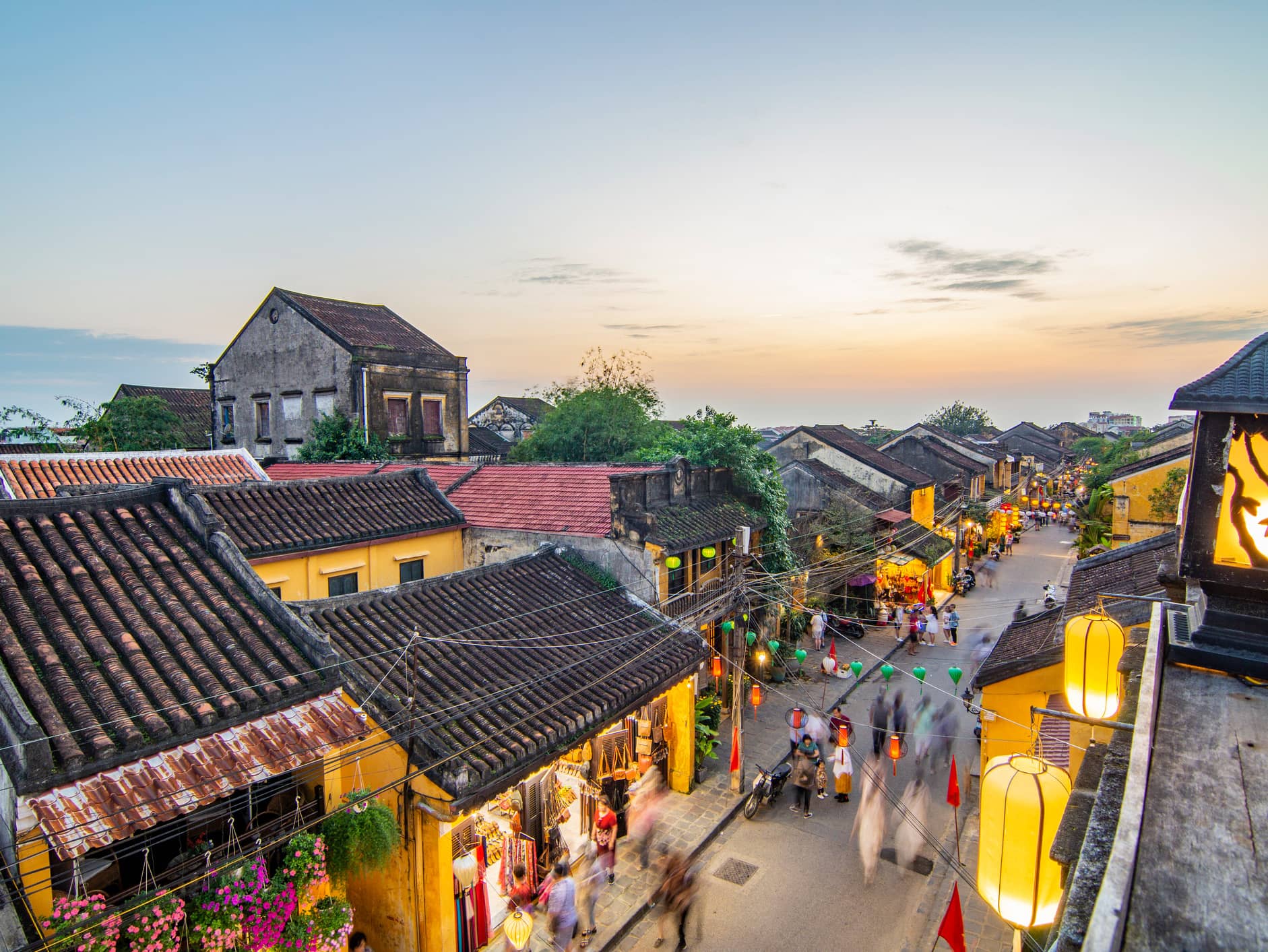  DISCOVER THE OLD TOWN OF HOI AN  
