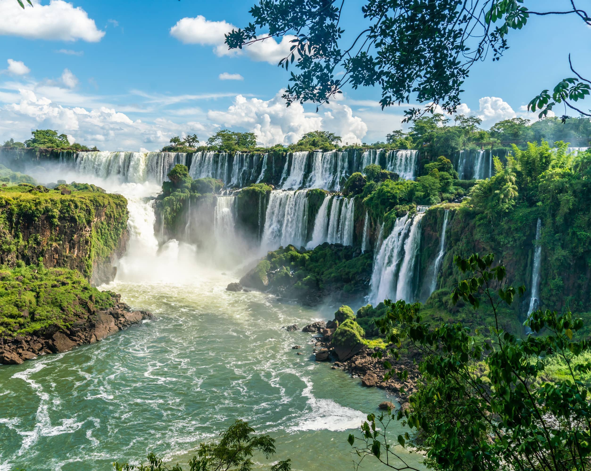  Take a day trip to the thundering Iguazú Falls by Private Jet.  