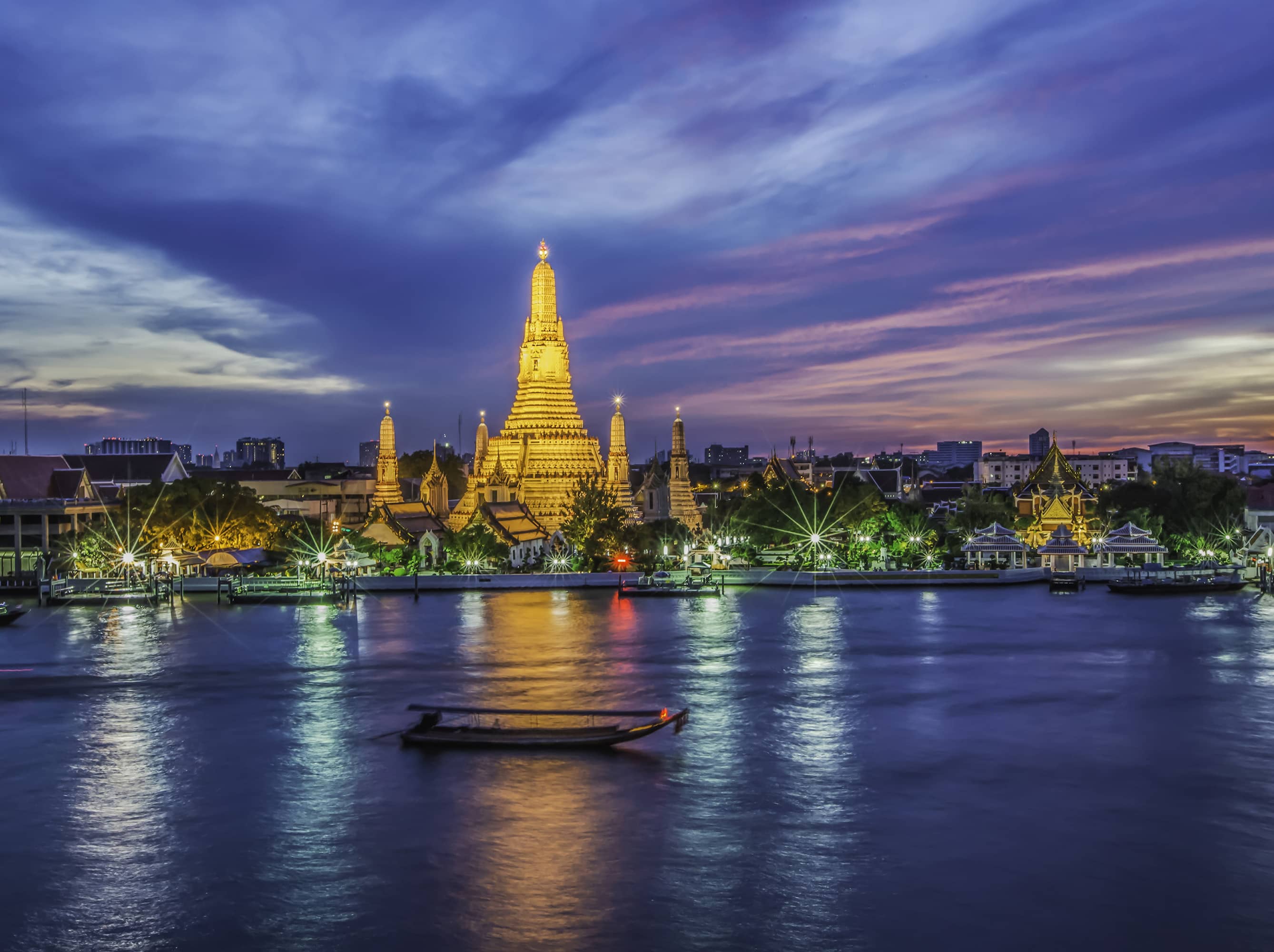  Explore the klongs of Bangkok on a private cruise.  