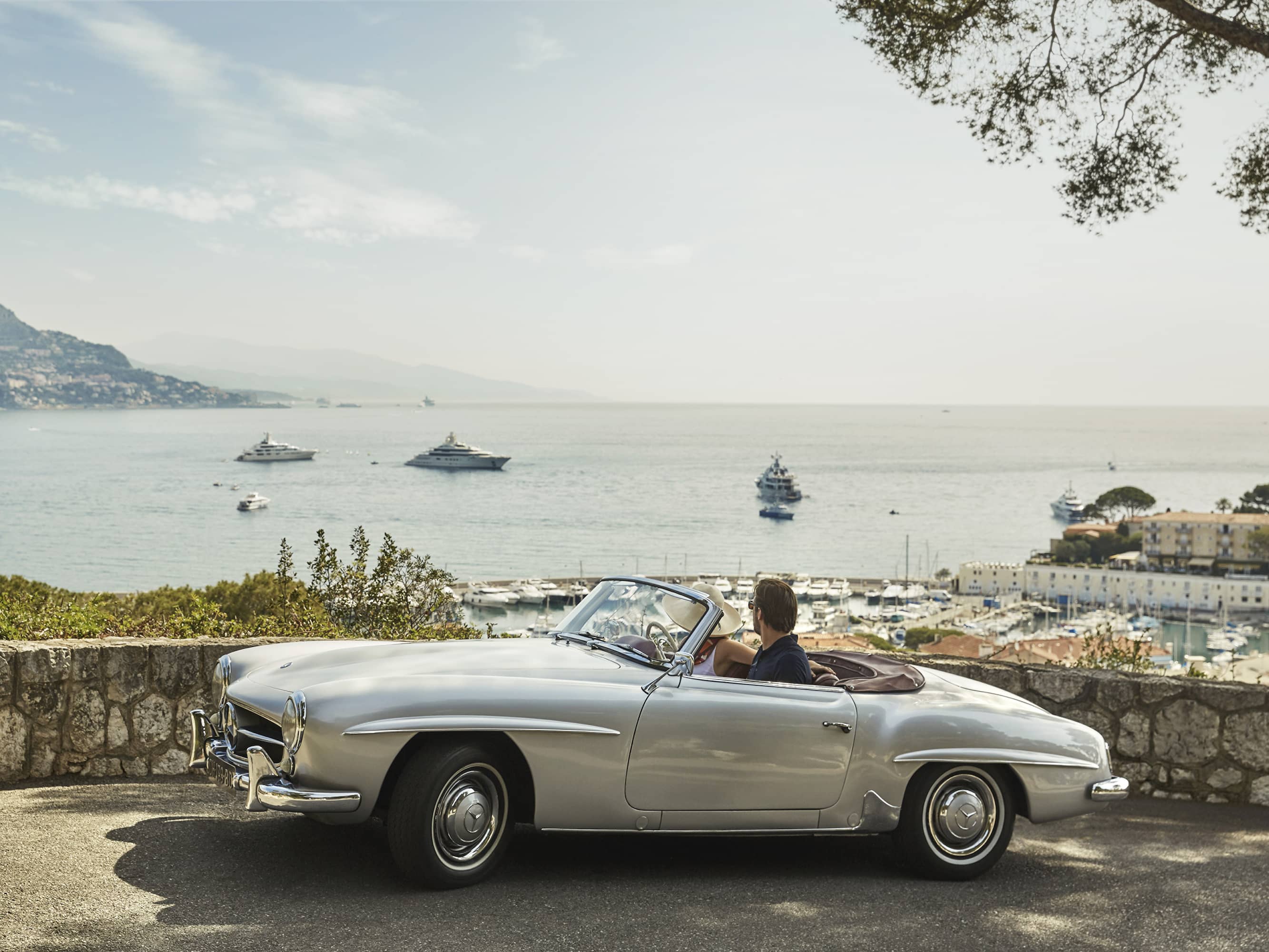  Ride in a vintage car to Monte-Carlo  