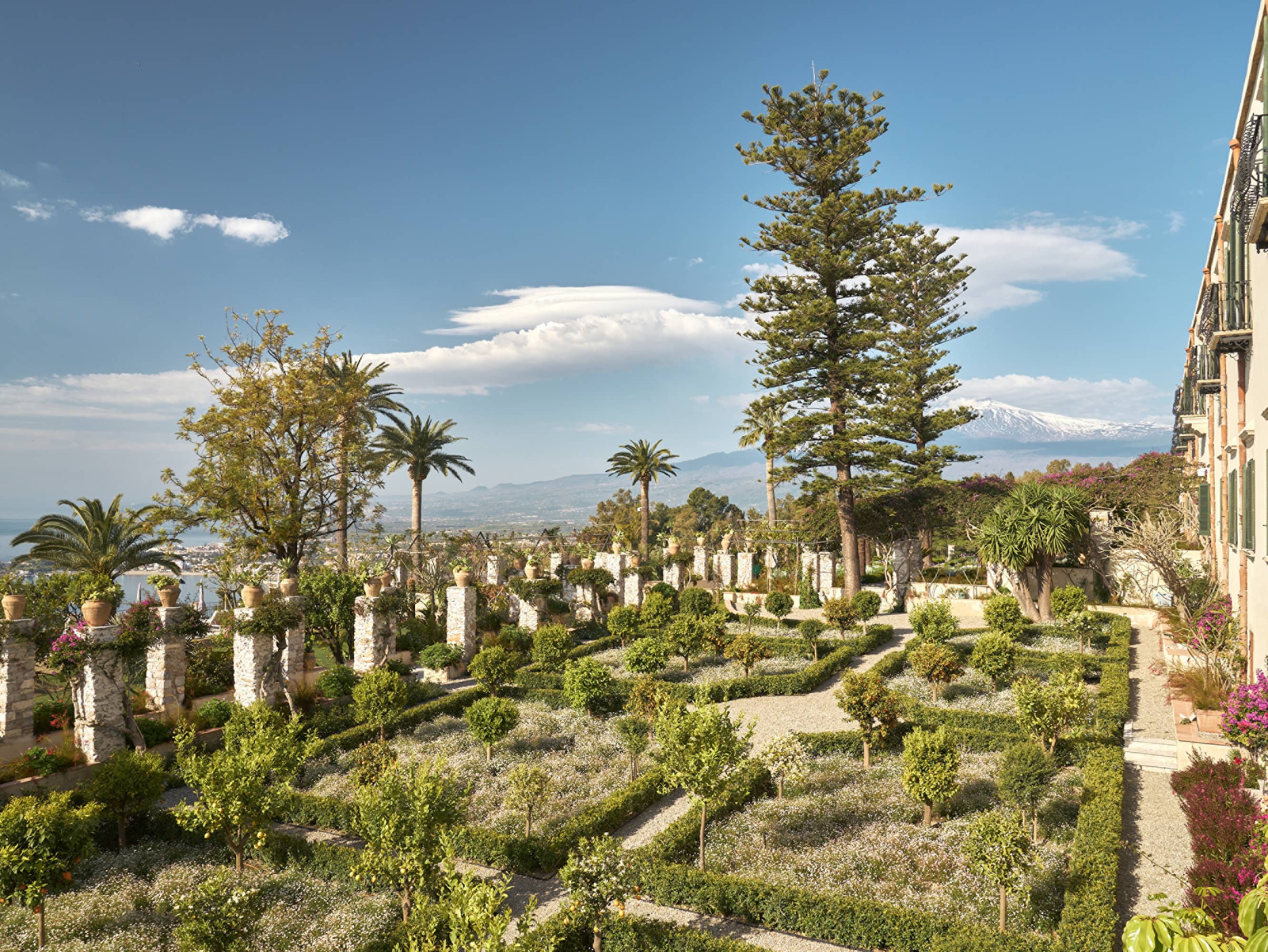  DELVE INTO THE ARTS OF SAN DOMENICO PALACE  