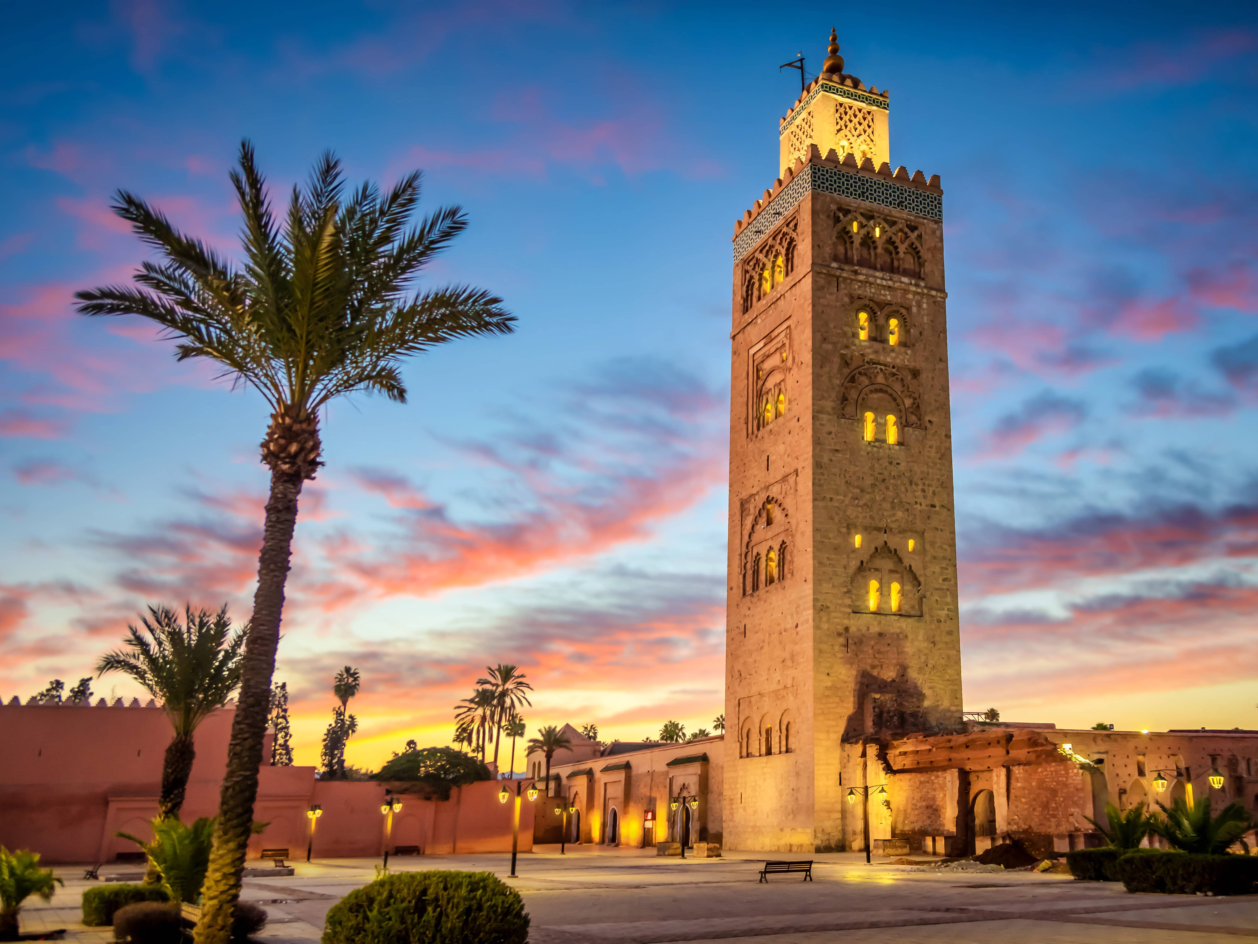 Марокко 2024 год. Рабат марокко. Марокко. Марокко путевки 2024. Город в марокко краски.