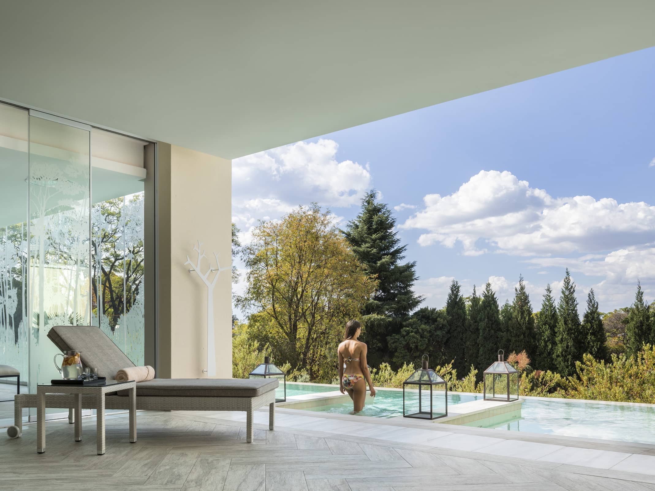  INDULGE IN RELAXATION AT THE WESTCLIFF SPA  
