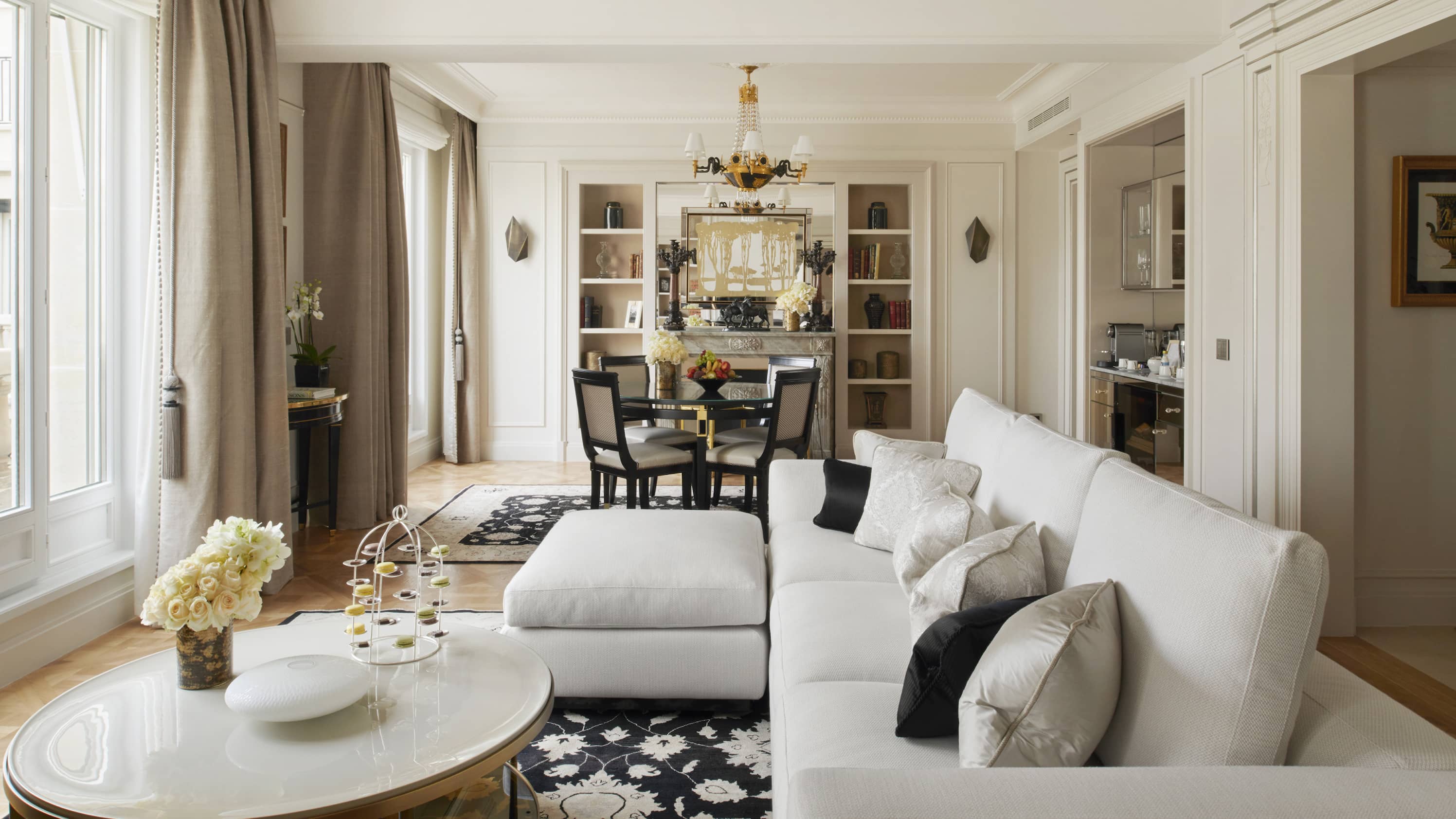 Suites à Paris | Hôtel Four Seasons George V Paris