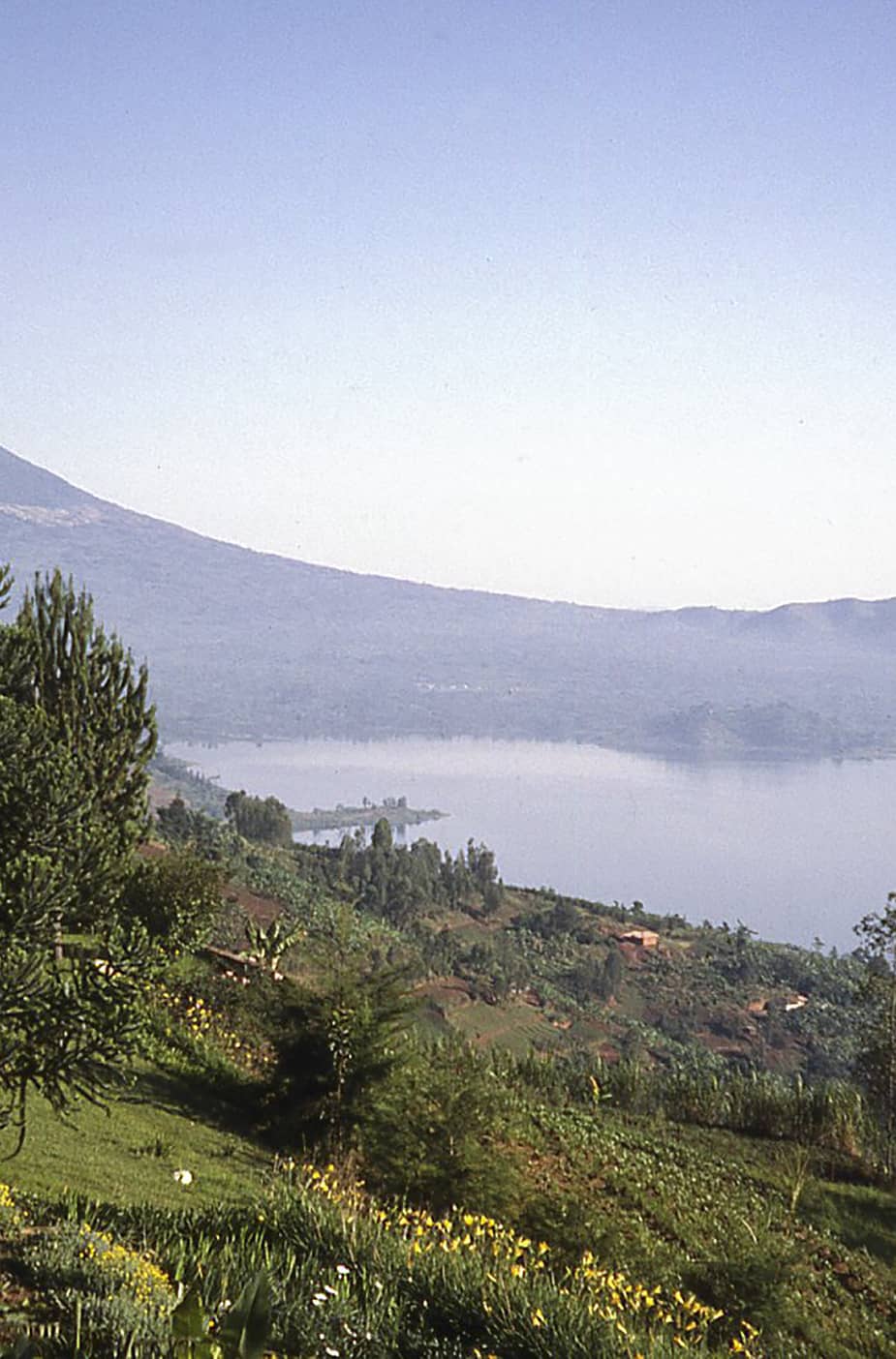  Rwanda  