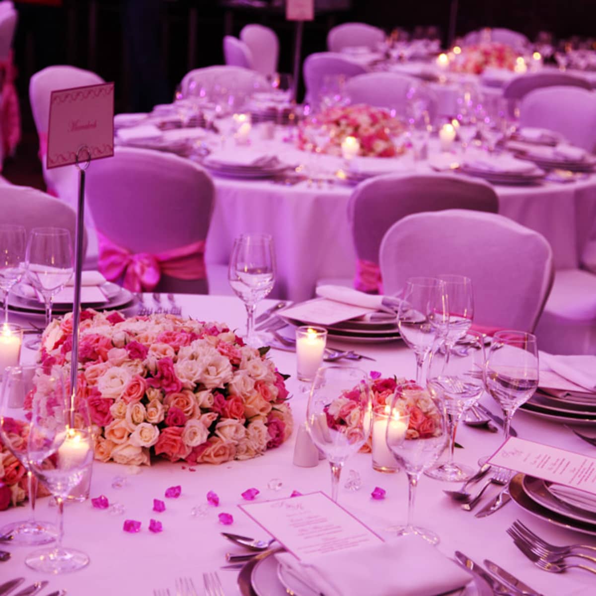 Marrakech Wedding Destination In Morocco Four Seasons Sophia And Kelly Choose A Colour Palette Of Cream Peach Fuchsia For The Reception