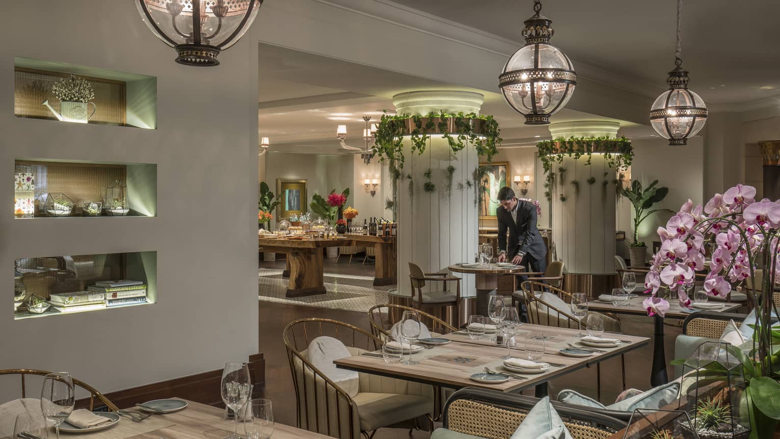 One-Ninety restaurant at Four Seasons Hotel Singapore