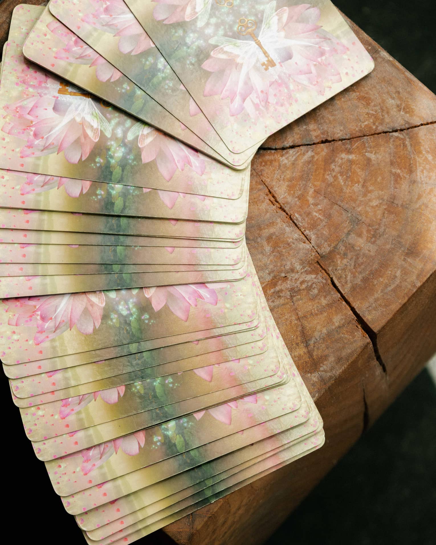 Cards for card reading, displays out on a wooden table