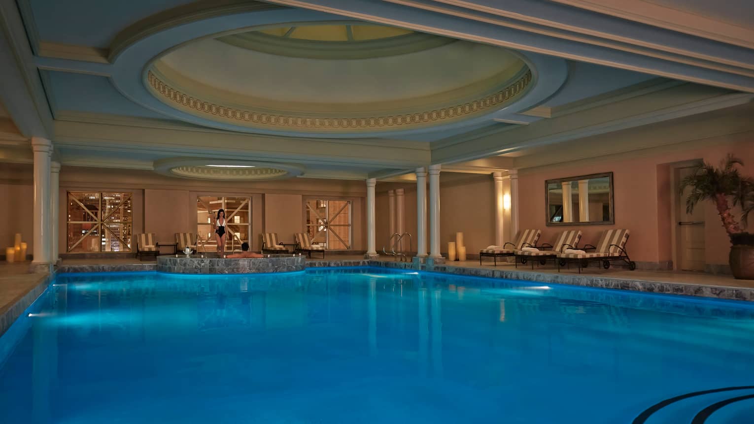 Chicago Luxury Hotel Family Amp Couples Activities Four