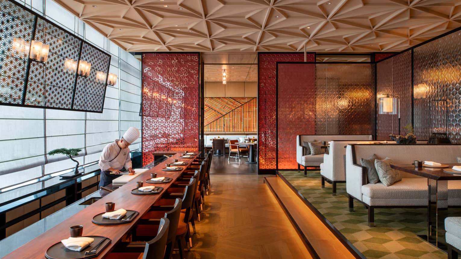 Yotsuba authentic Japanese restaurant at Four Seasons Hotel Dalian