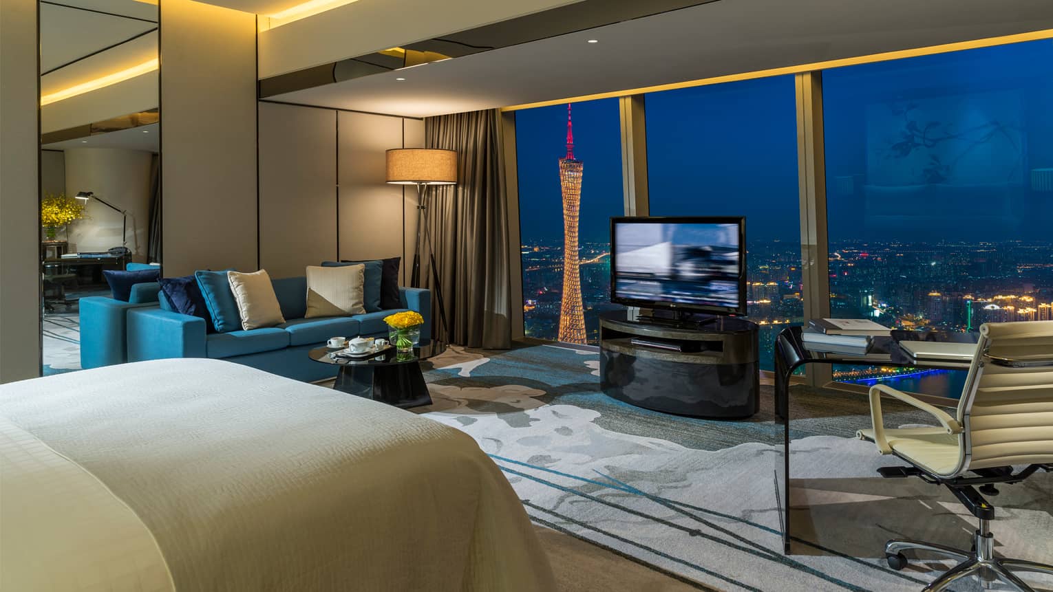 Guangzhou Luxury Hotel 5 Star In Four Seasons Accommodations