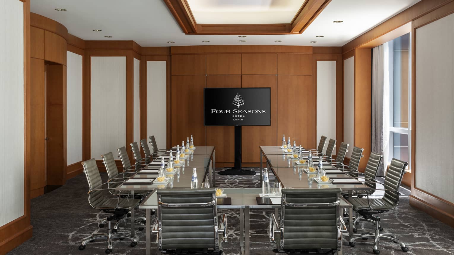 A view of the Key Biscayne Meeting Room 