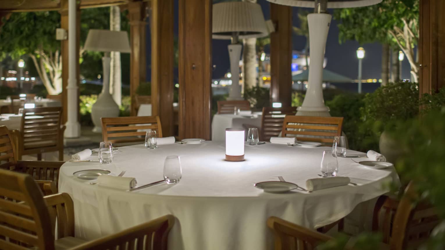 Doha Restaurants and Lounges Four Seasons Hotel Doha