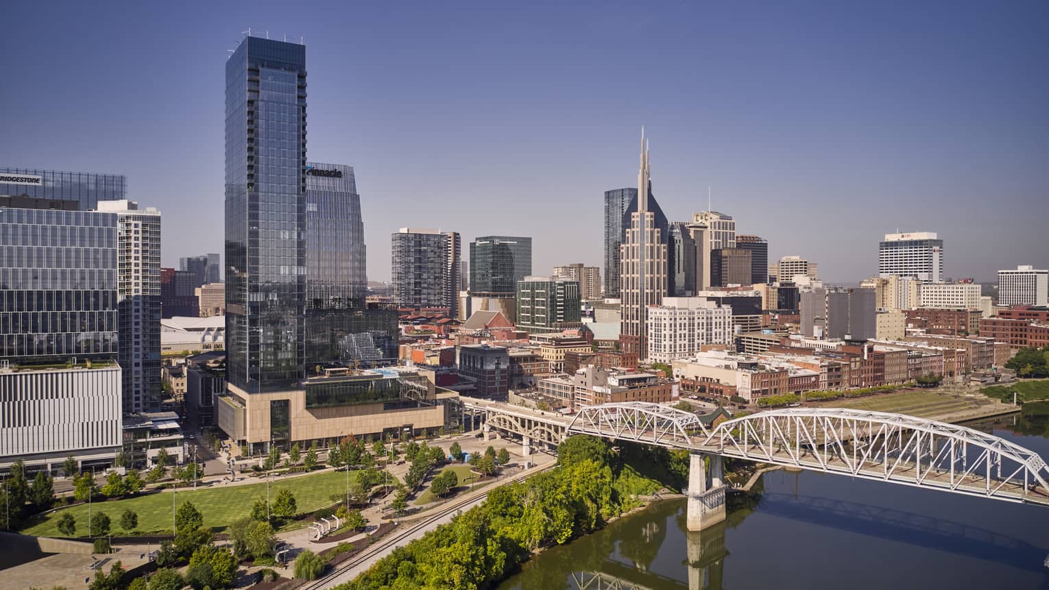 Nashville city and review view