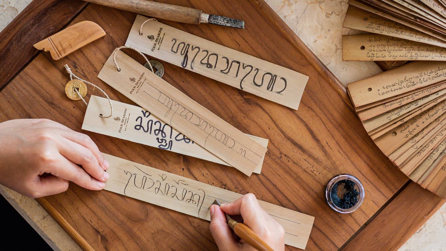 Aksara, traditional Balinese script