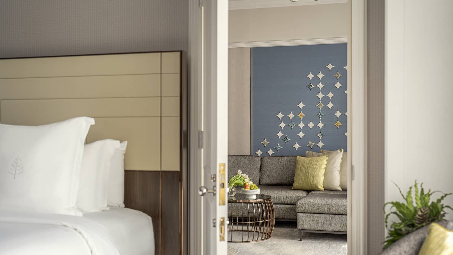 2 Bedroom Club Suite connecting Twin