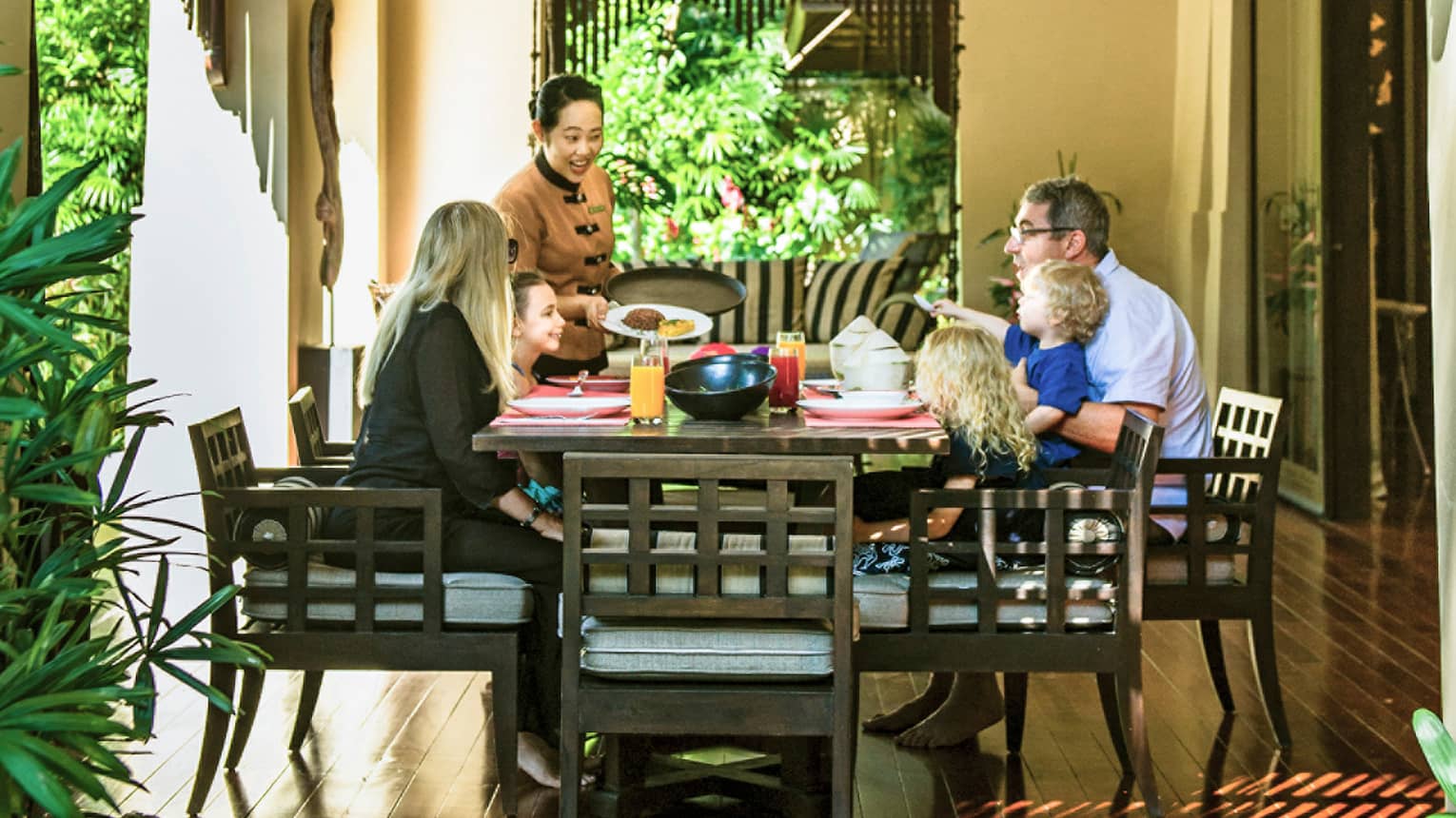 Family having a breakfast in residence at Four Seasons
