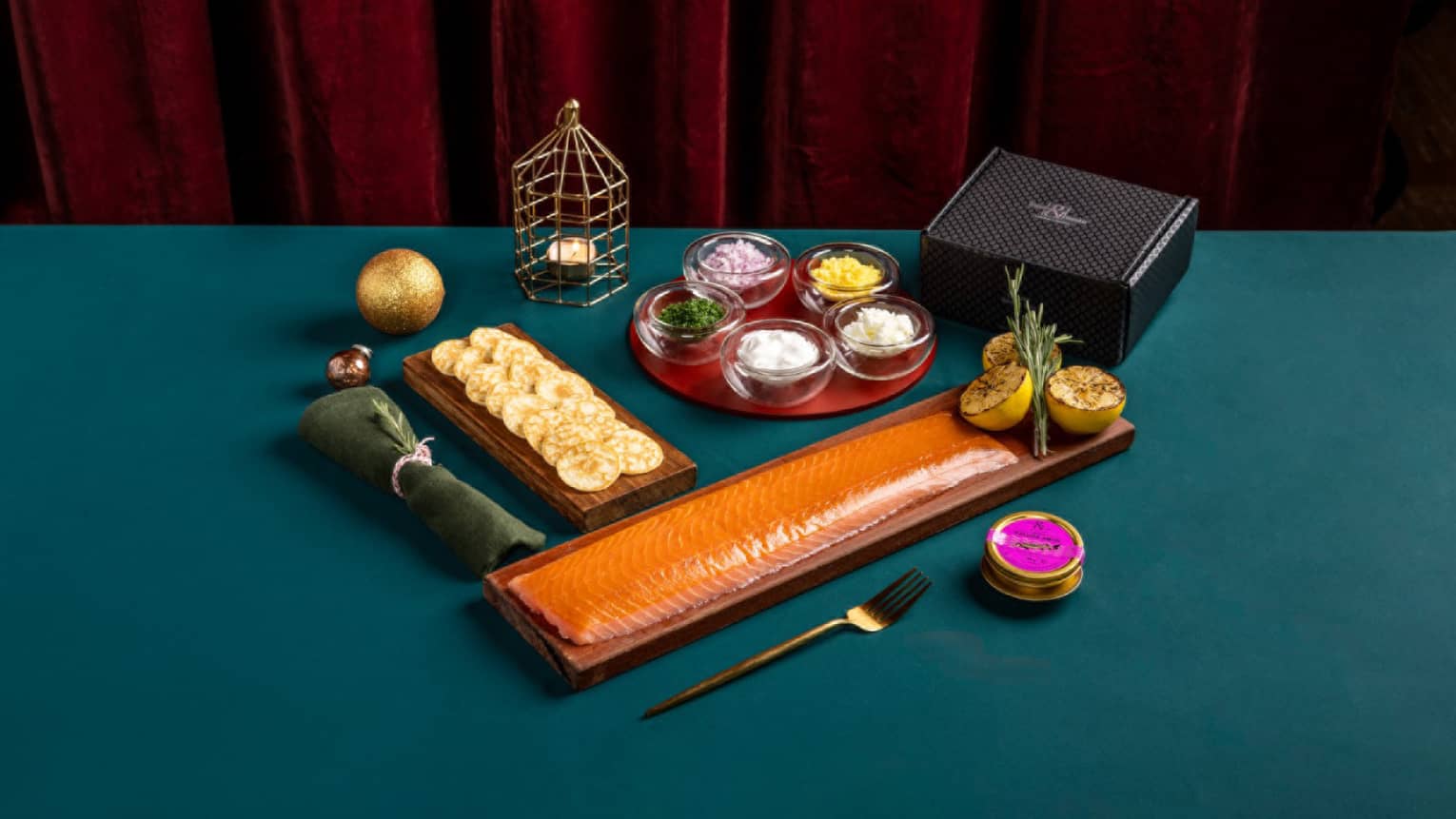 Smoked salmon platter with accompaniments