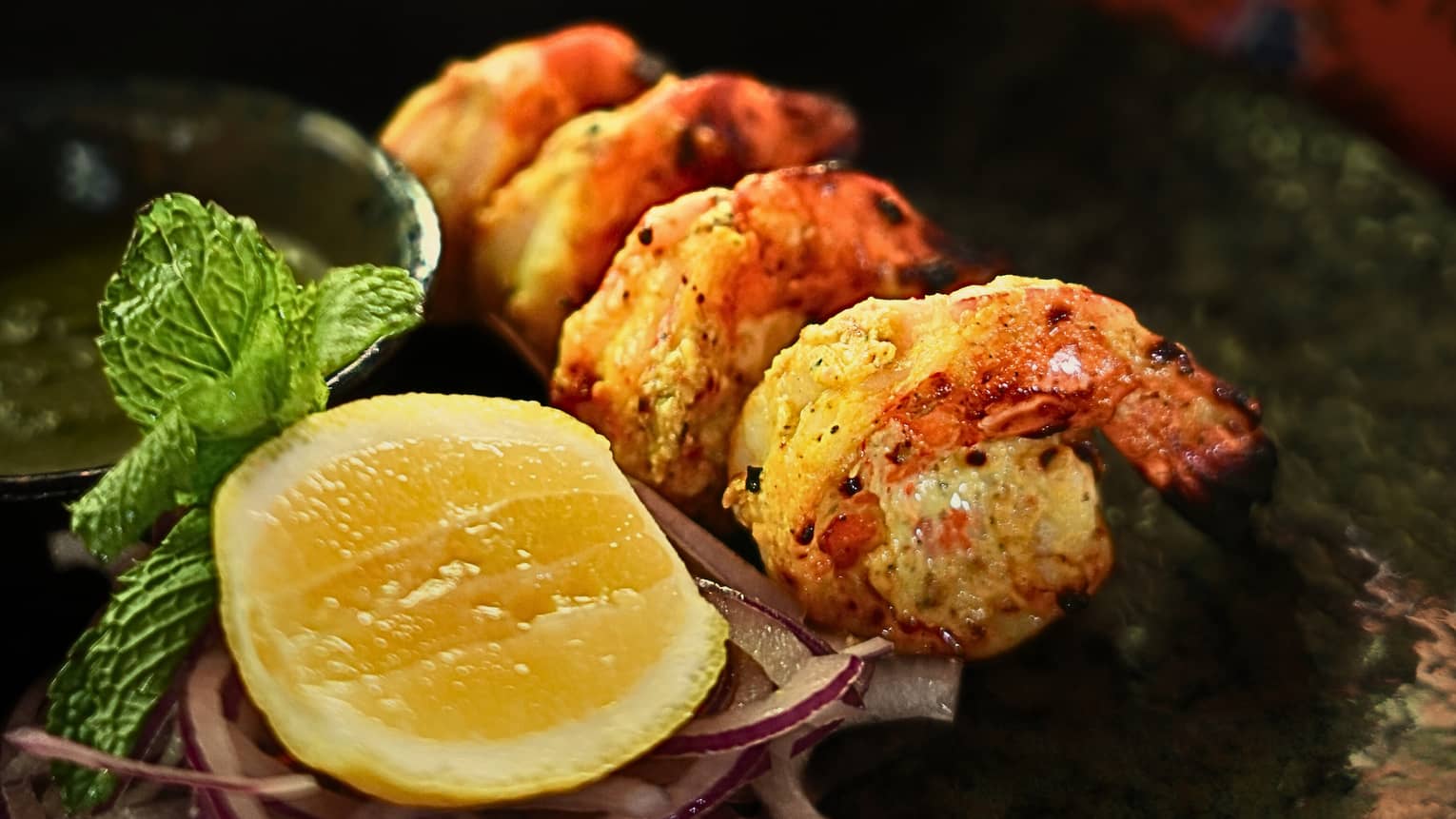 Cooked prawns with garnishes