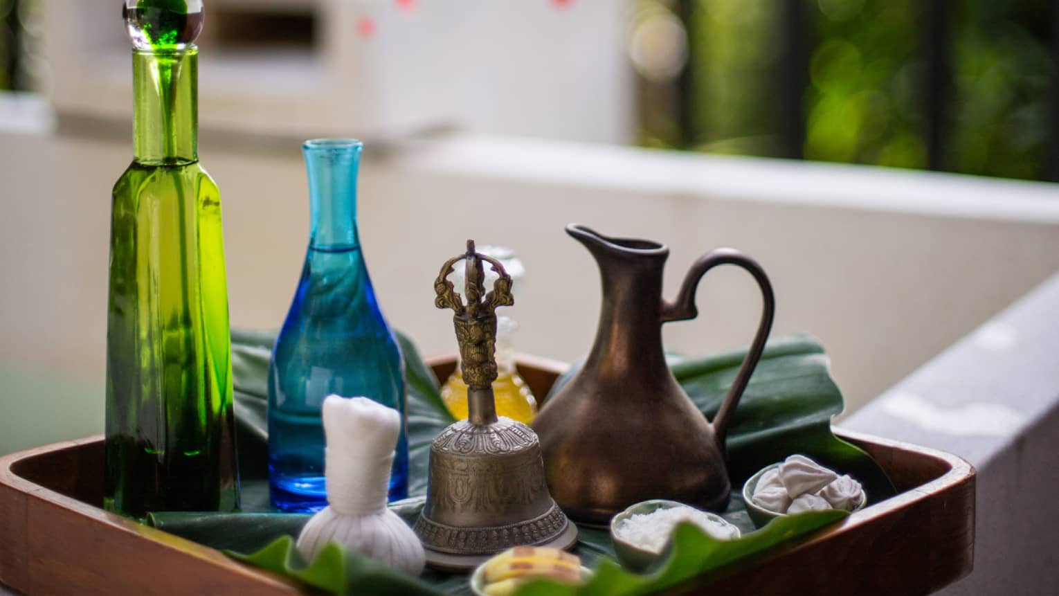 Spa tray with oils