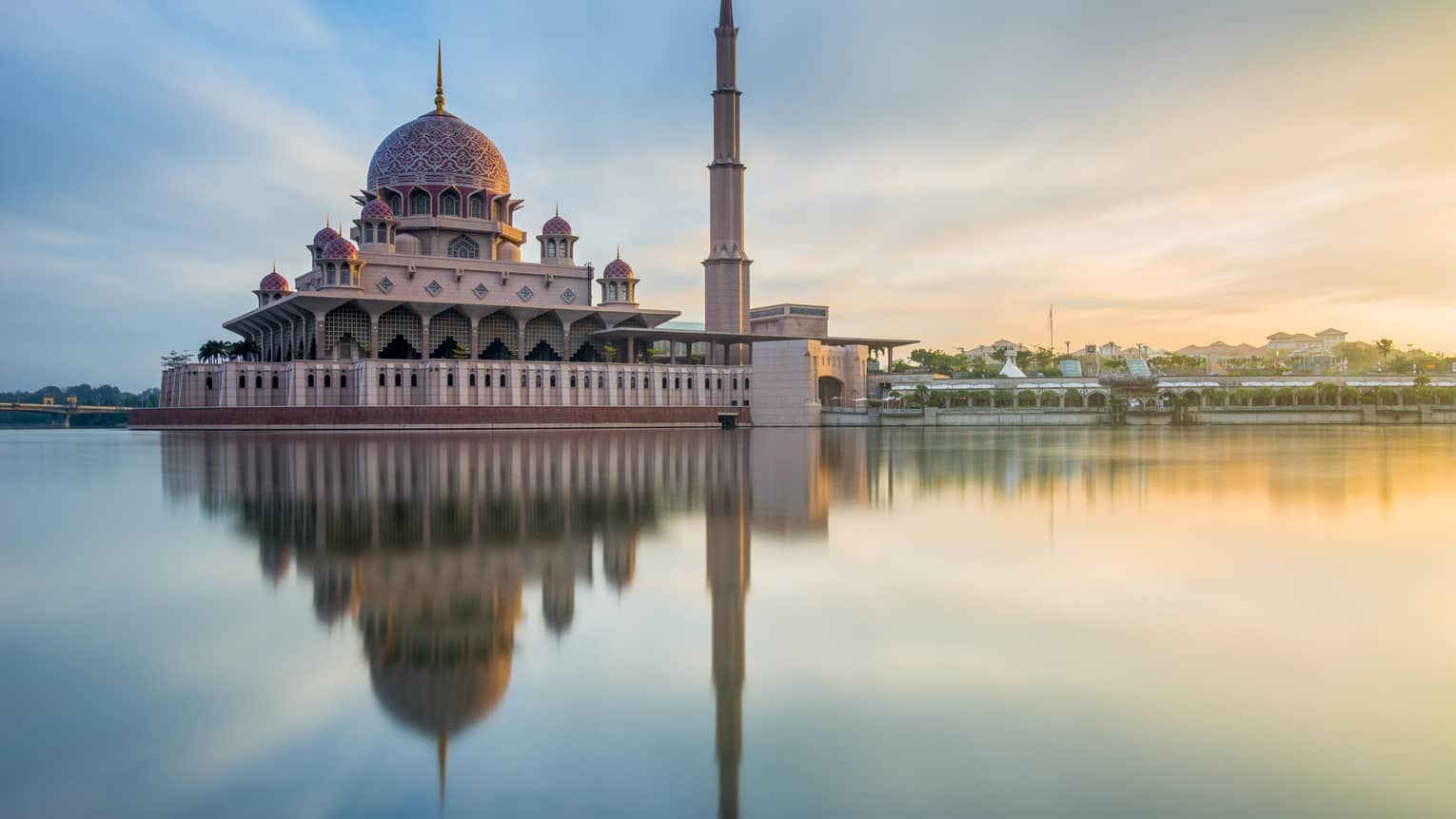 Putra Mosque reflects off the river 