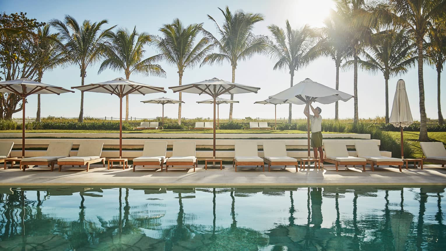 Luxury Hotel Near Miami Beach Four Seasons Surfside The