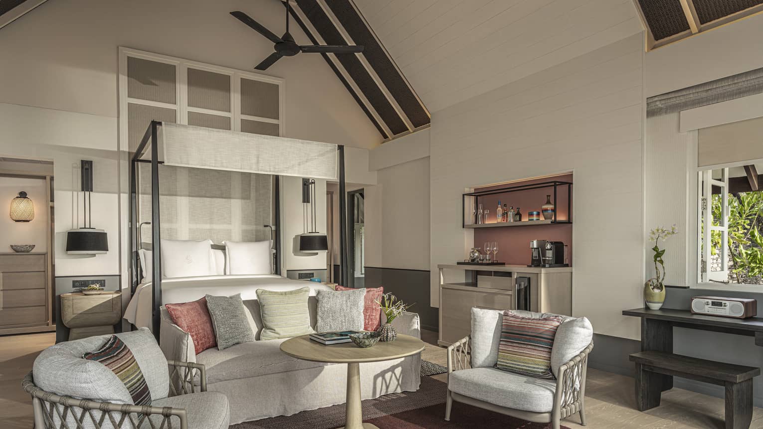 Premier Oceanfront Bungalow with Pool