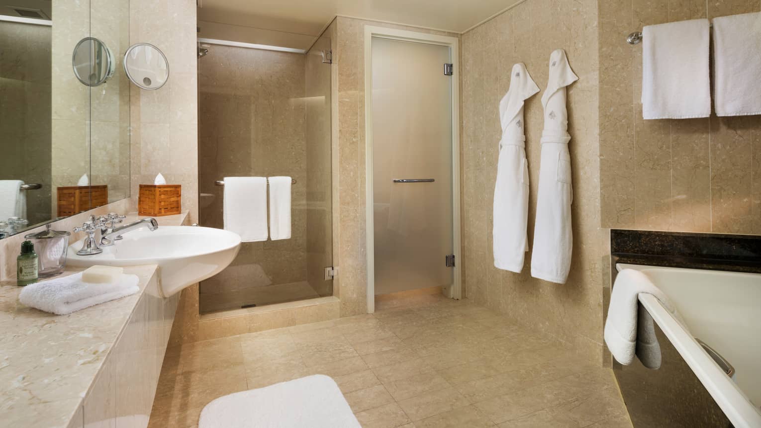 Sydney 5 Star Luxury Hotel Four Seasons Hotel Sydney
