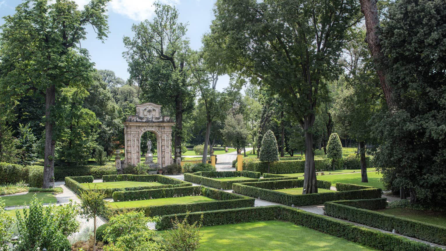 Villa gardens