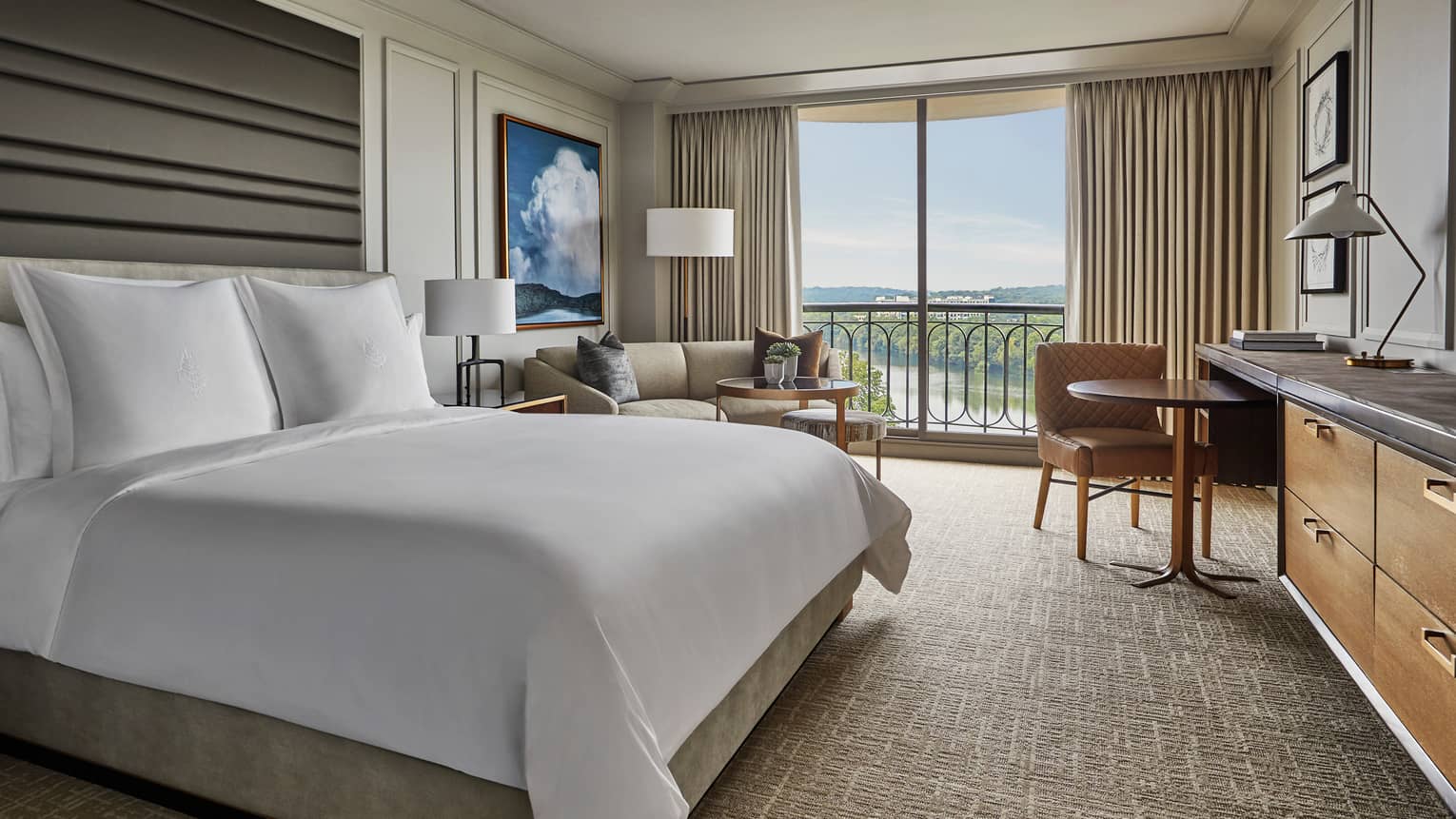 Downtown Austin Hotel Suites Amp Rooms Luxury Four